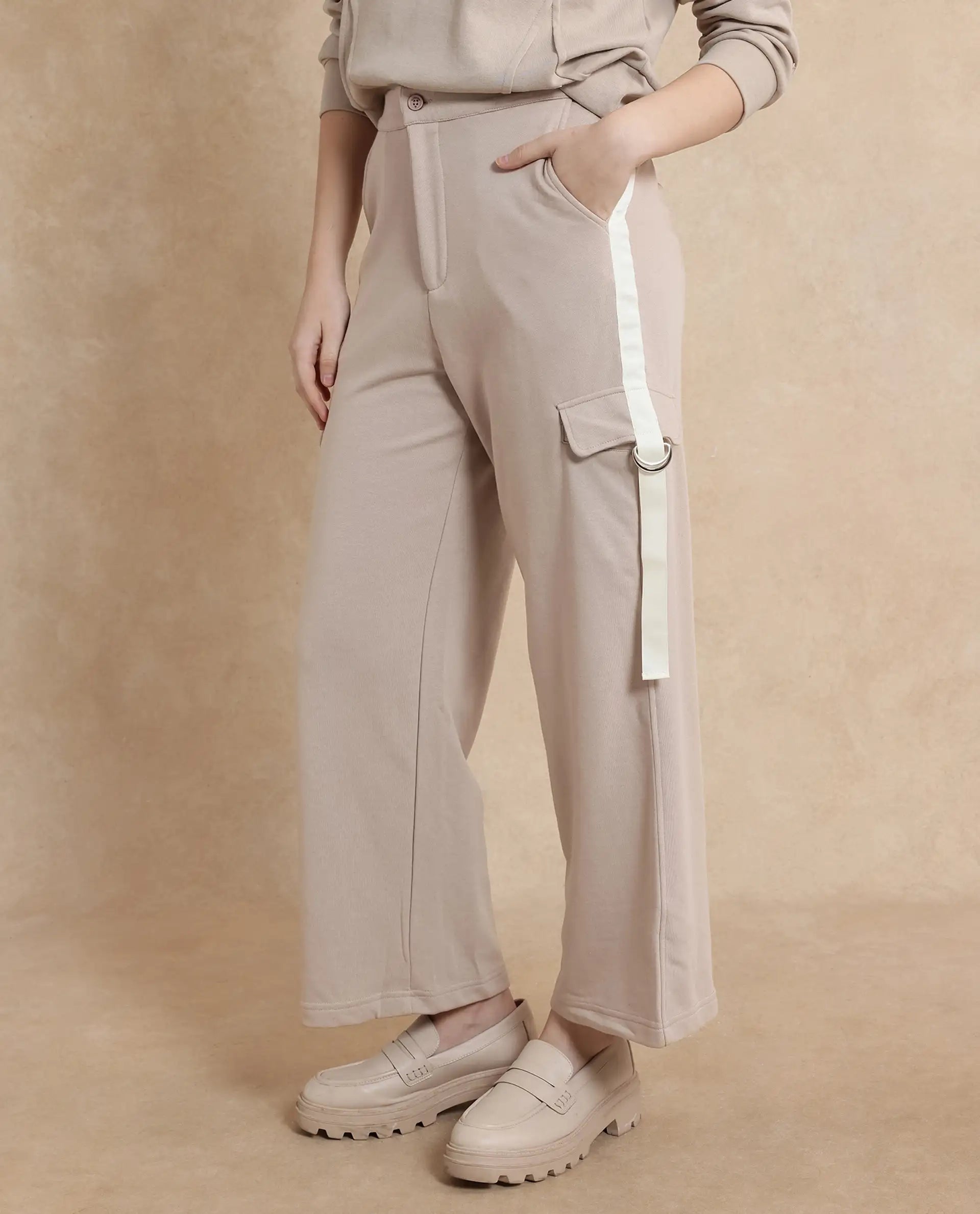 Rareism Women's Kar Beige Cotton Blend Plain Ankle Length Wide Track Pant