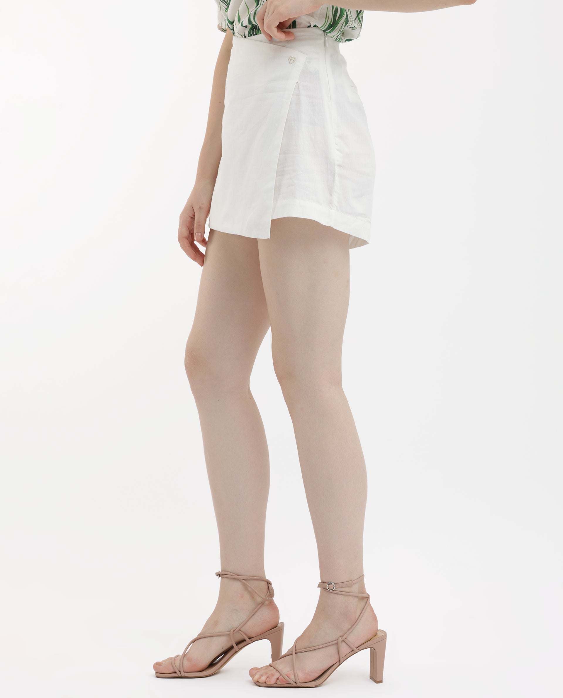 Rareism Women's Karine White Cotton Plain Mini Regular Fit Skirt