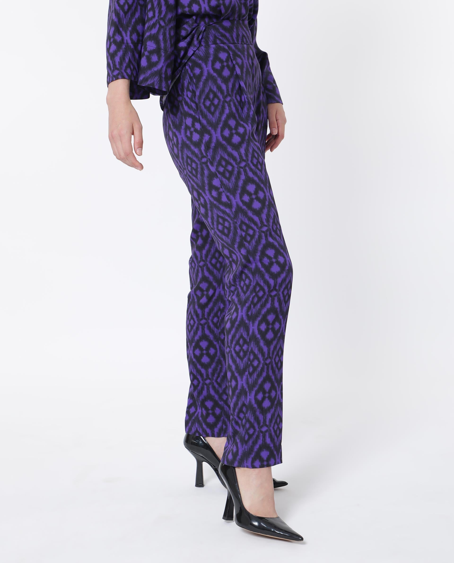Rareism Women's Kennedy Black Cotton Geometric Print Ankle Length Straight Fit Trouser