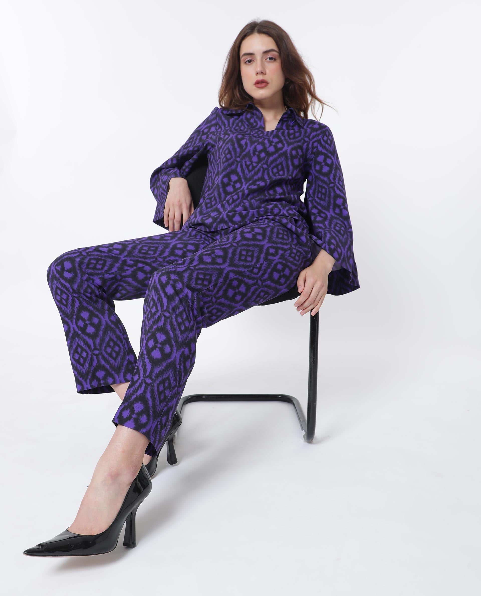 Rareism Women's Kennedy Black Cotton Geometric Print Ankle Length Straight Fit Trouser