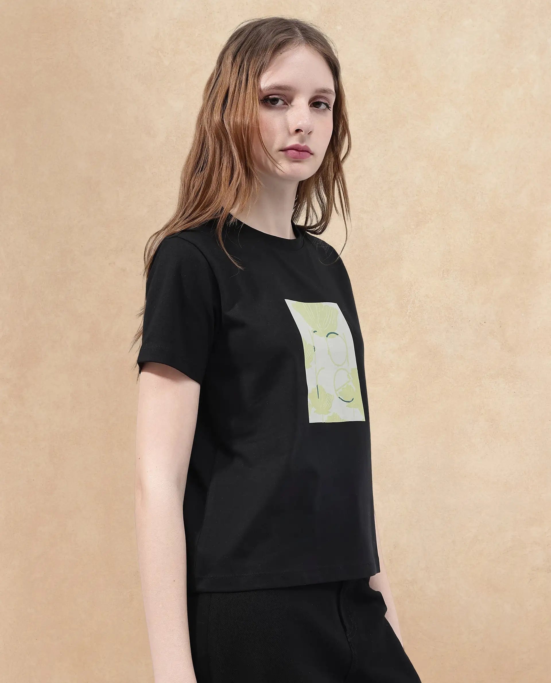 Rareism Women's Kirk Black Cotton Blend Crew Neck Graphic Print Regular Fit T-Shirt
