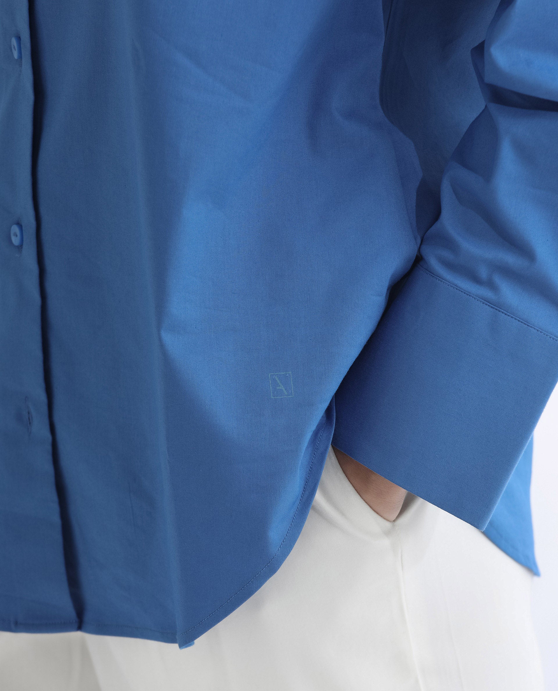 Rareism Women's Klox Dark Blue Cotton Spread Collar Plain Cuffed Sleeve Regular Fit Shirt
