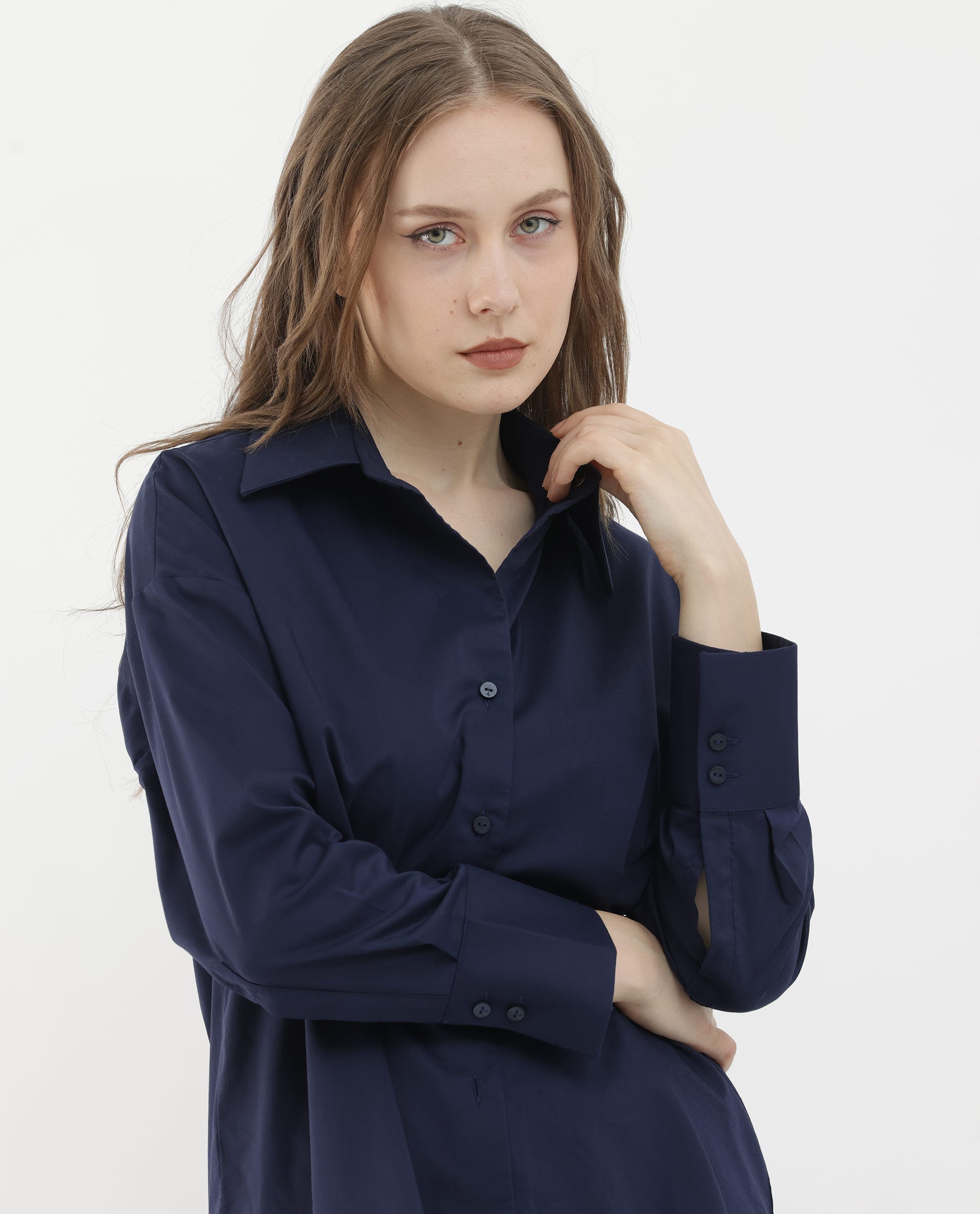 Rareism Women's Klox Navy Cotton Spread Collar Plain Cuffed Sleeve Regular Fit Shirt