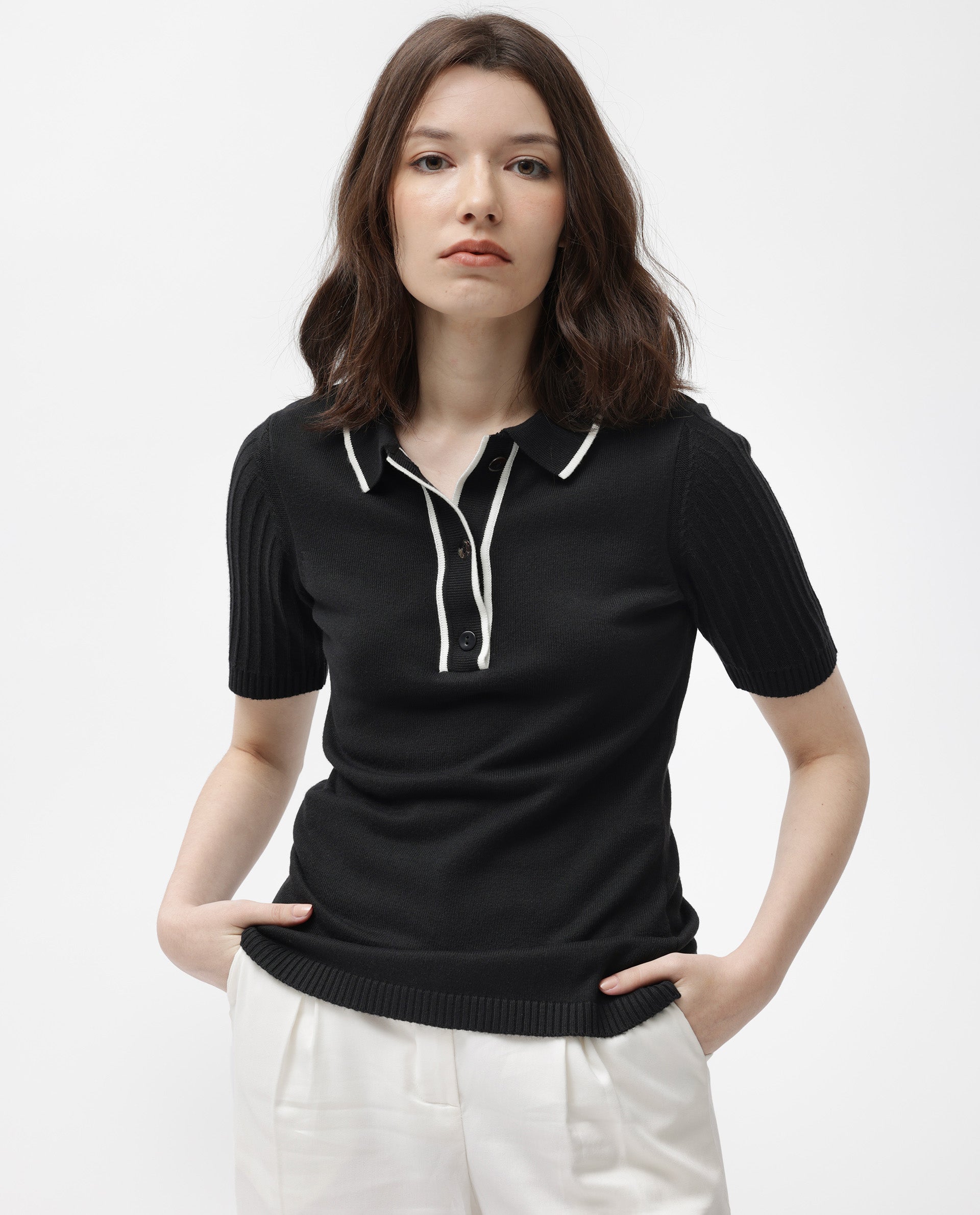 Rareism Women's Knitup Black Cotton Spread Collar Plain Regular Fit Sweater