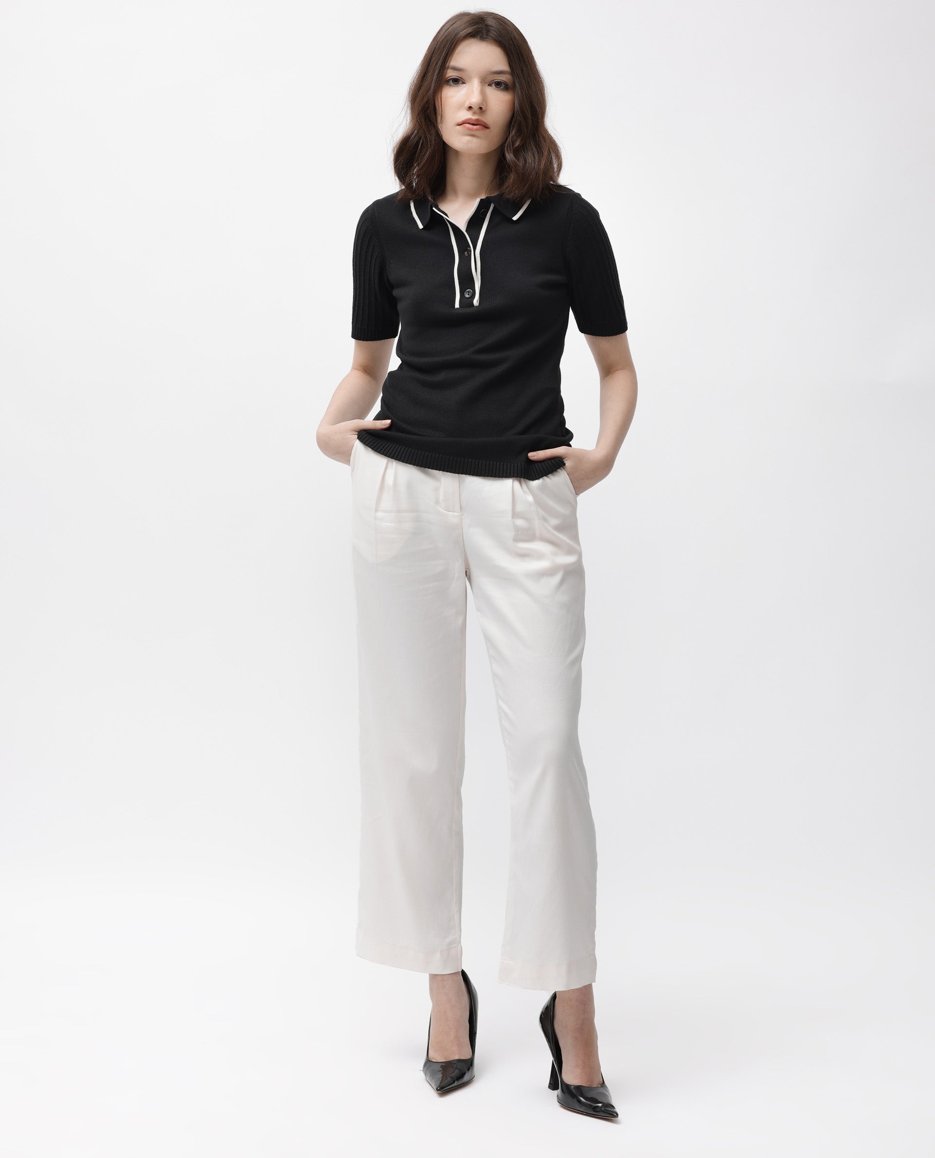 Rareism Women's Knitup Black Cotton Spread Collar Plain Regular Fit Sweater