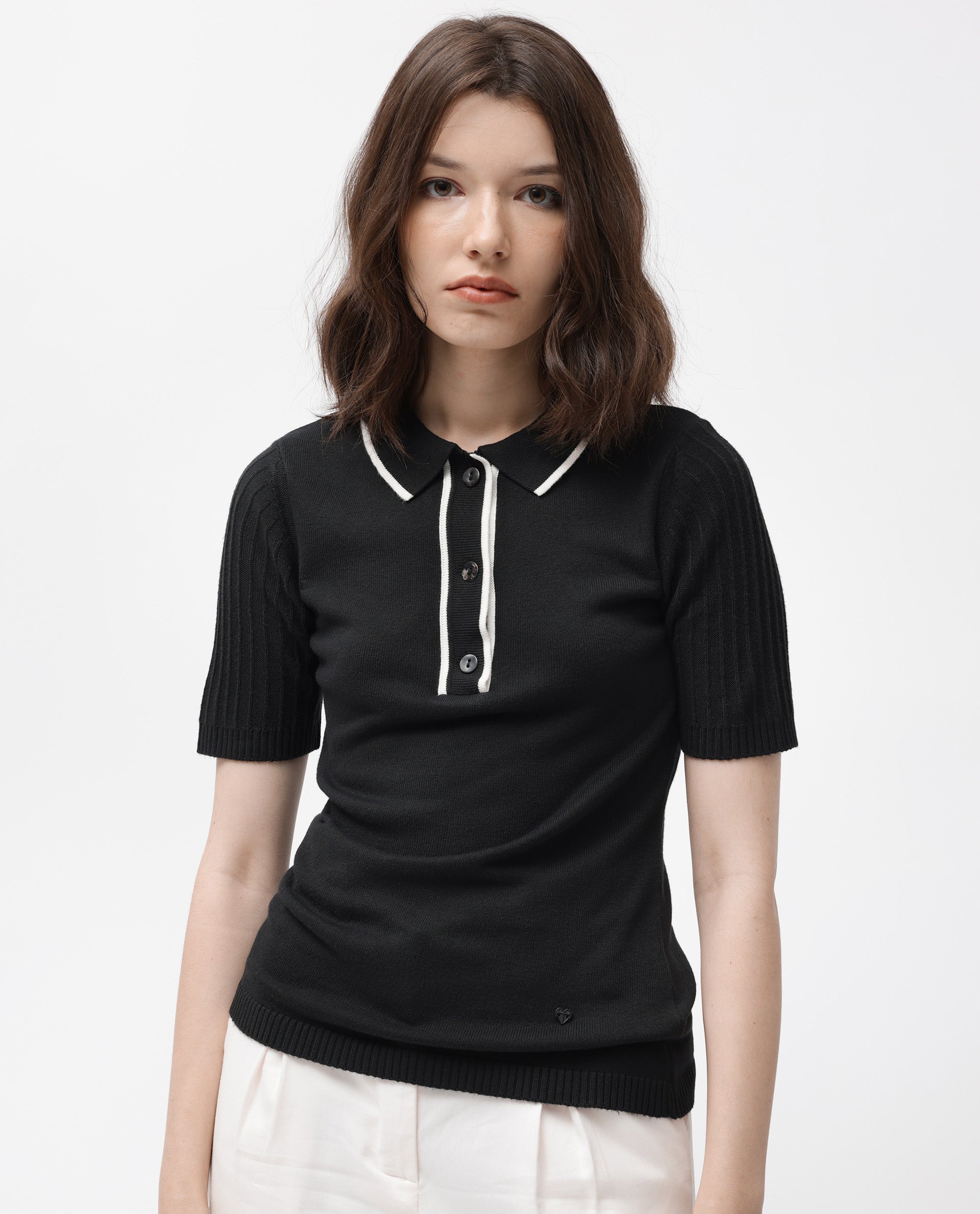 Rareism Women's Knitup Black Cotton Spread Collar Plain Regular Fit Sweater