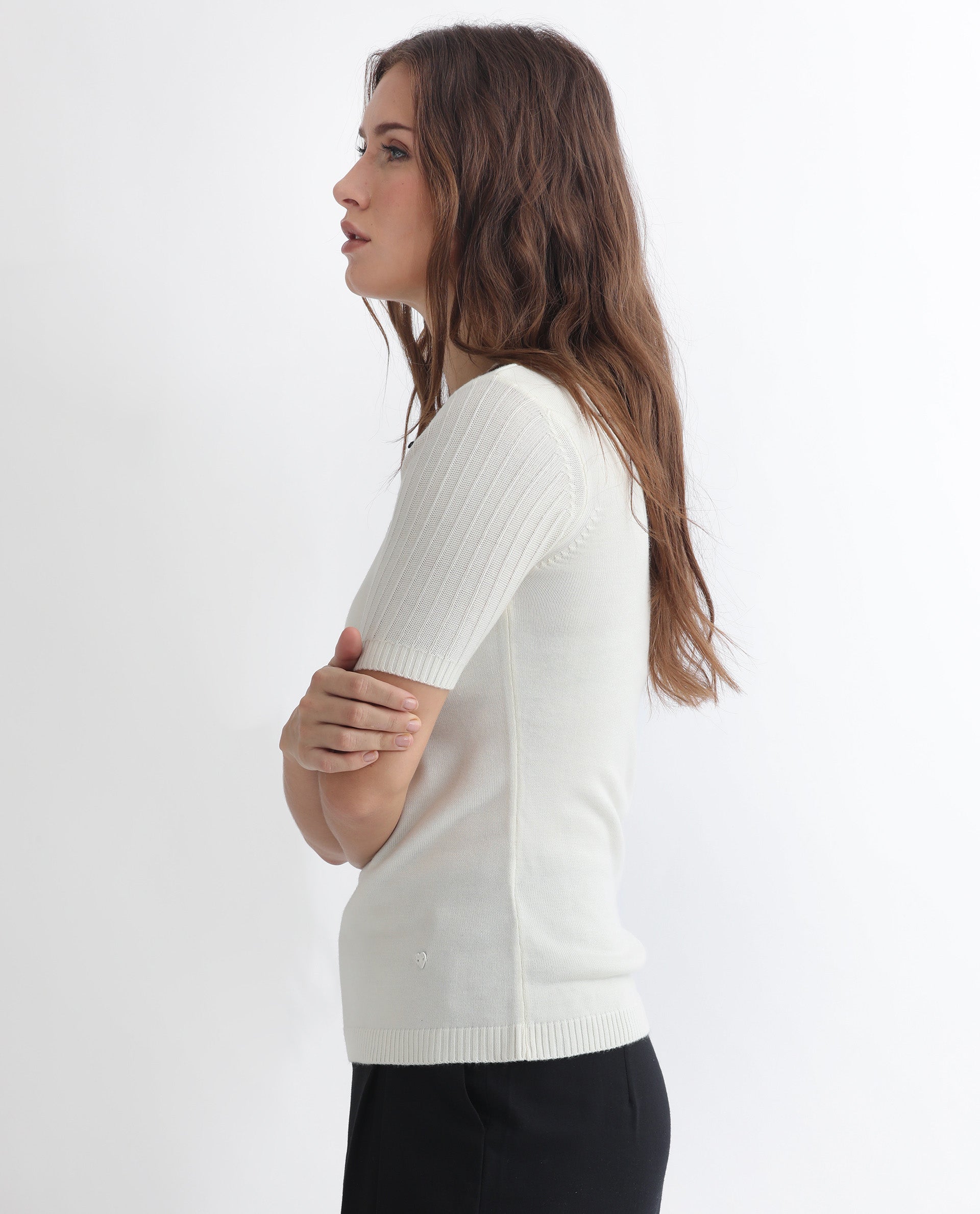 Rareism Women Knitup Off White Half Sleeves Regular Fit Solid Shirt Collar Sweater