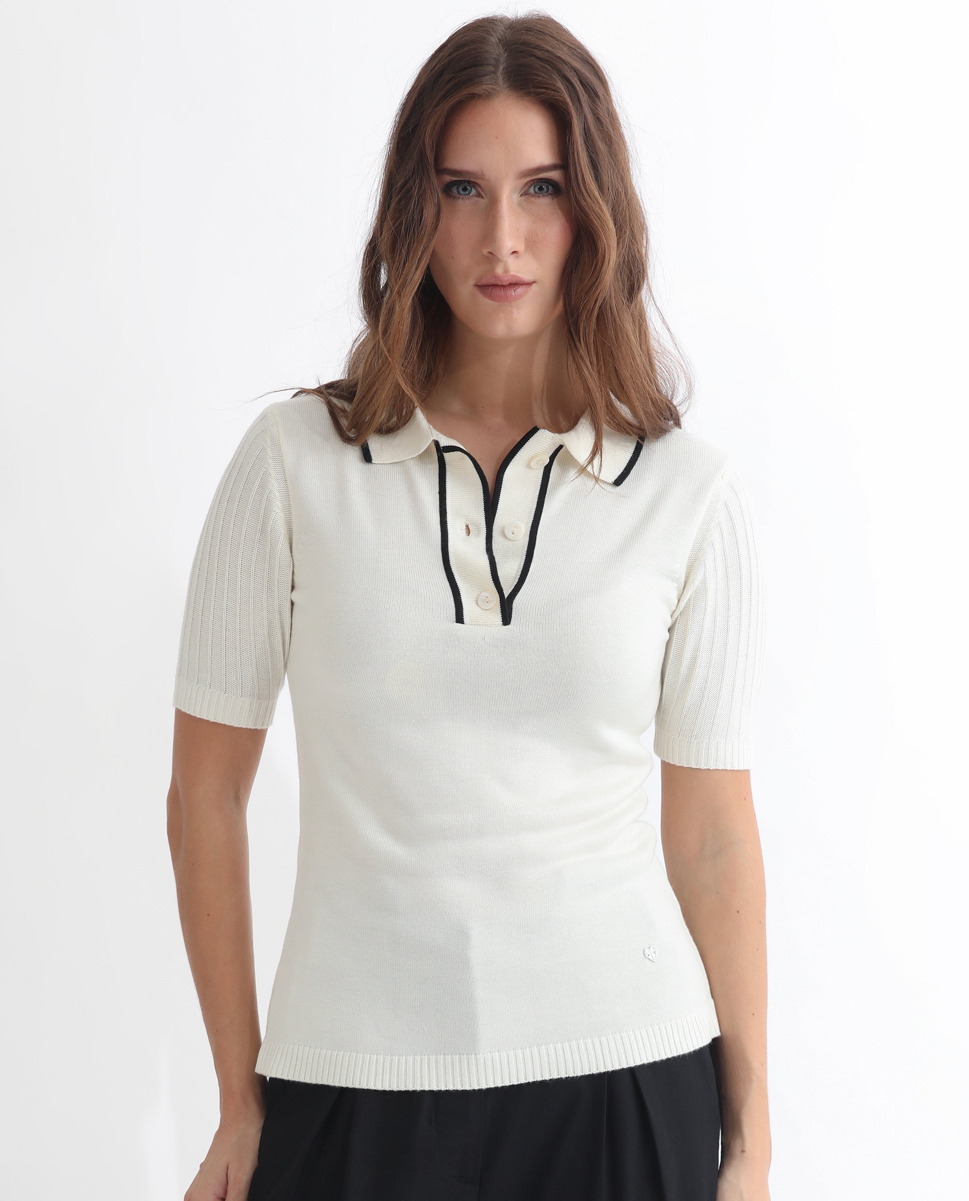 Rareism Women's Knitup Off White Cotton Spread Collar Plain Regular Fit Sweater