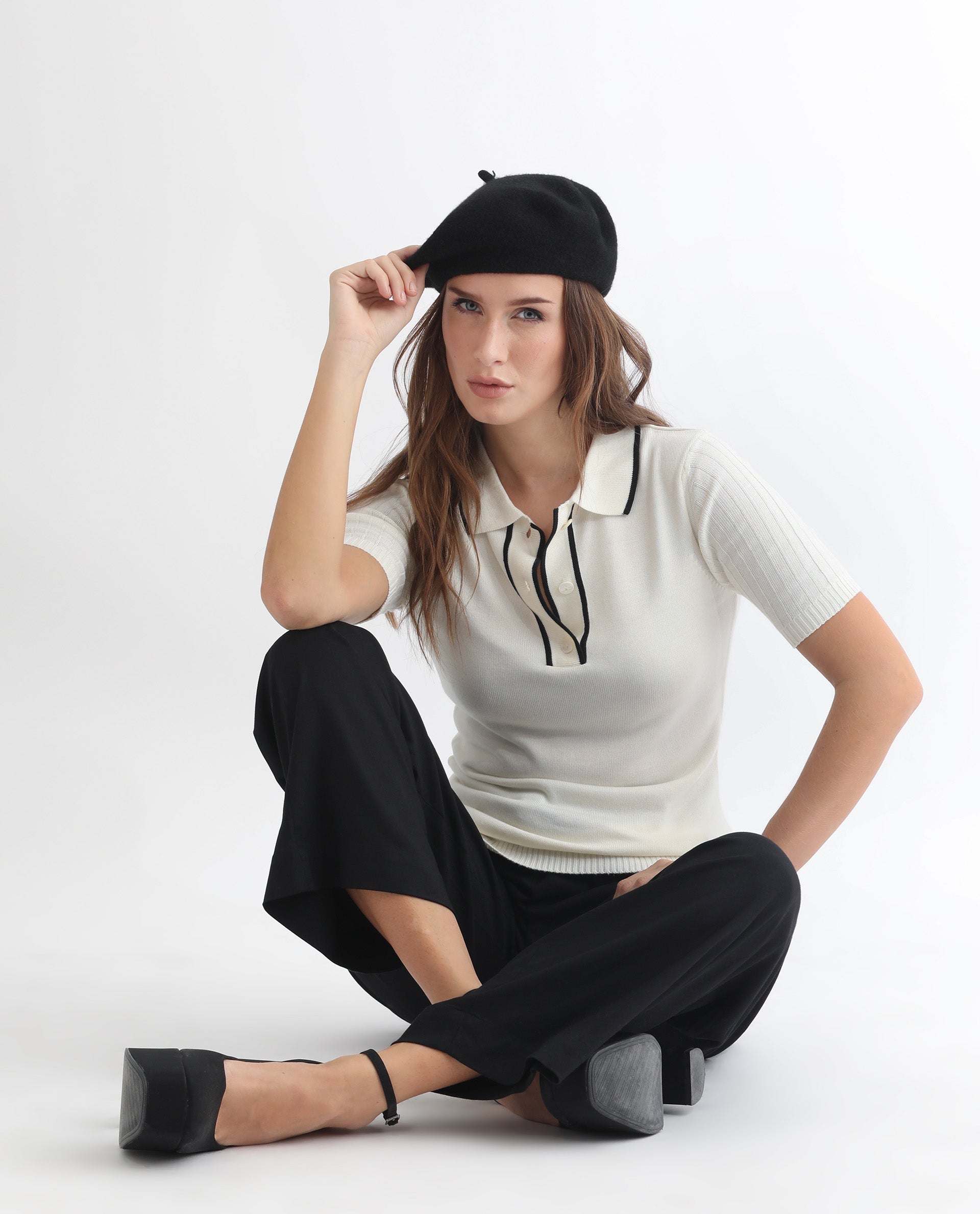 Rareism Women's Knitup Off White Cotton Spread Collar Plain Regular Fit Sweater