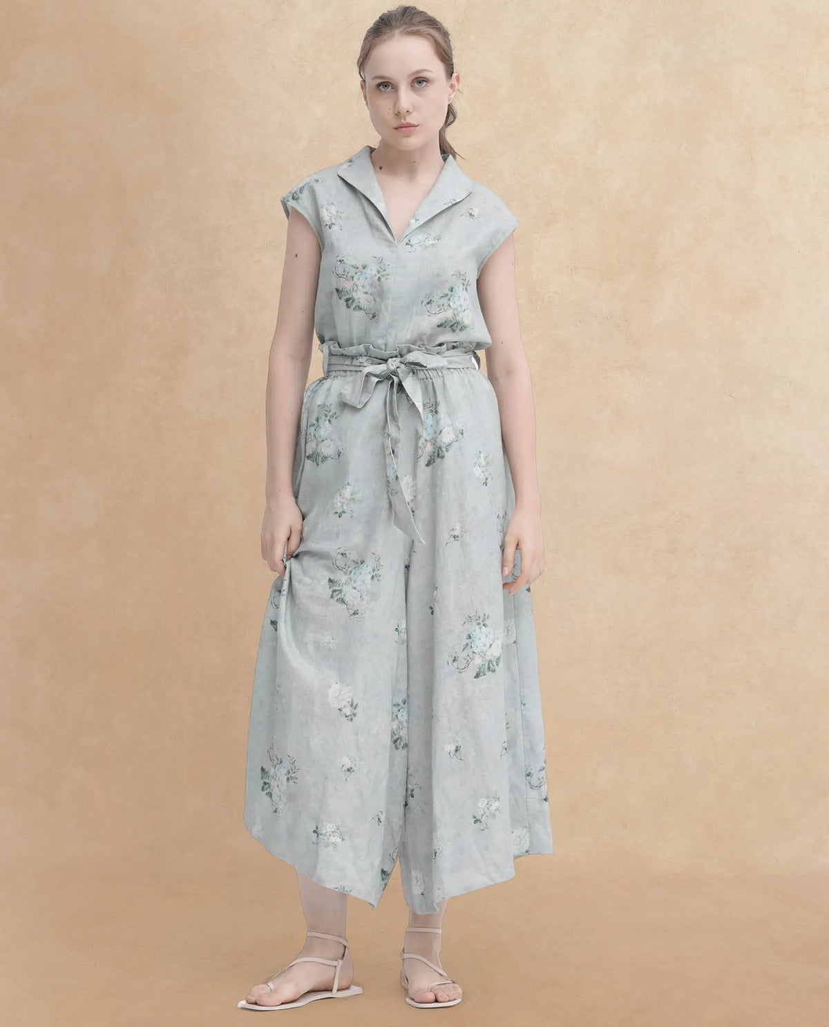 Rareism Women's Kyul-B Dusky Green Linen Floral Print Ankle Length Flared Trouser