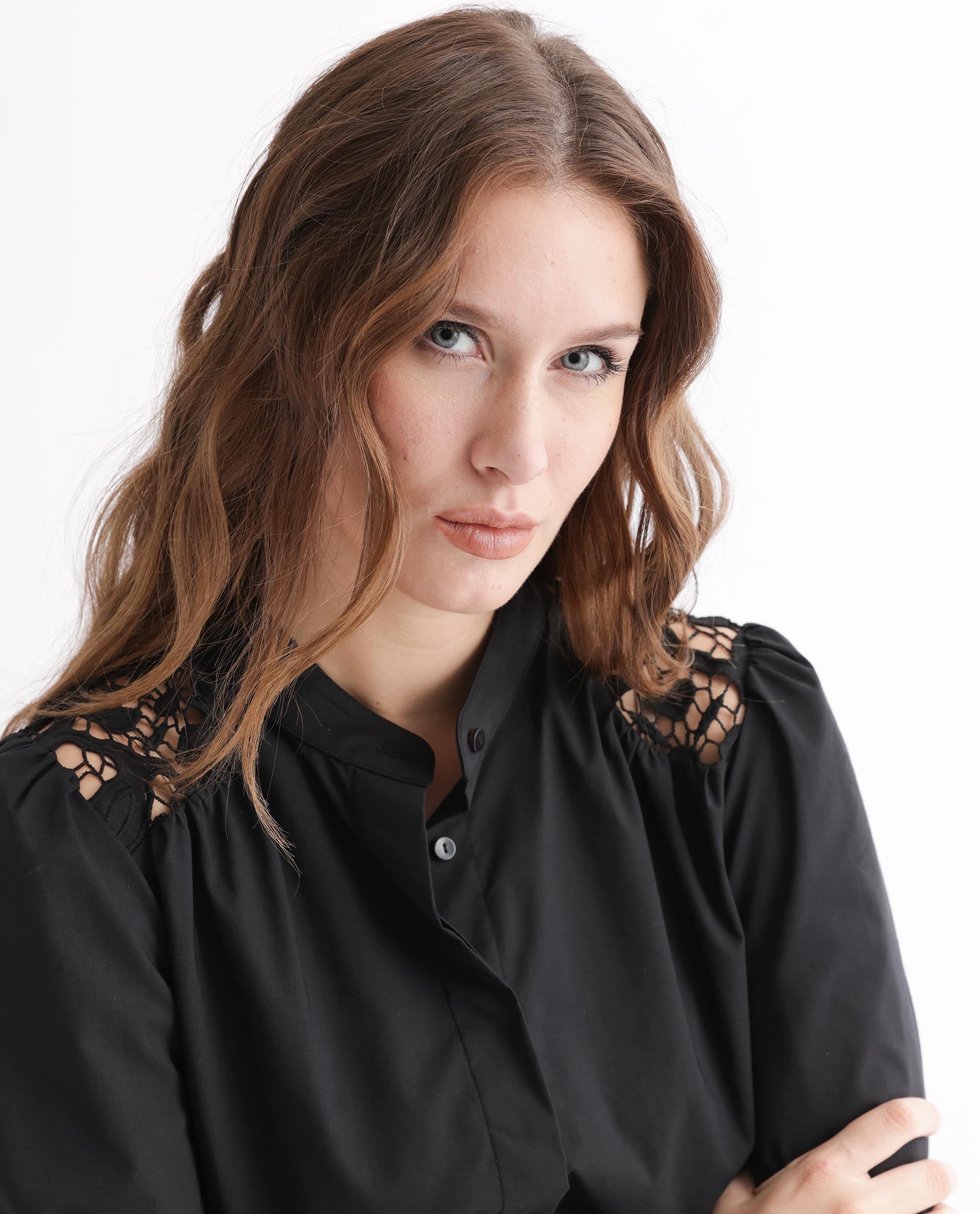 Rareism Women's Laam Black Cotton Blend Mandarin Collar Plain Balloon Sleeve Regular Fit Top