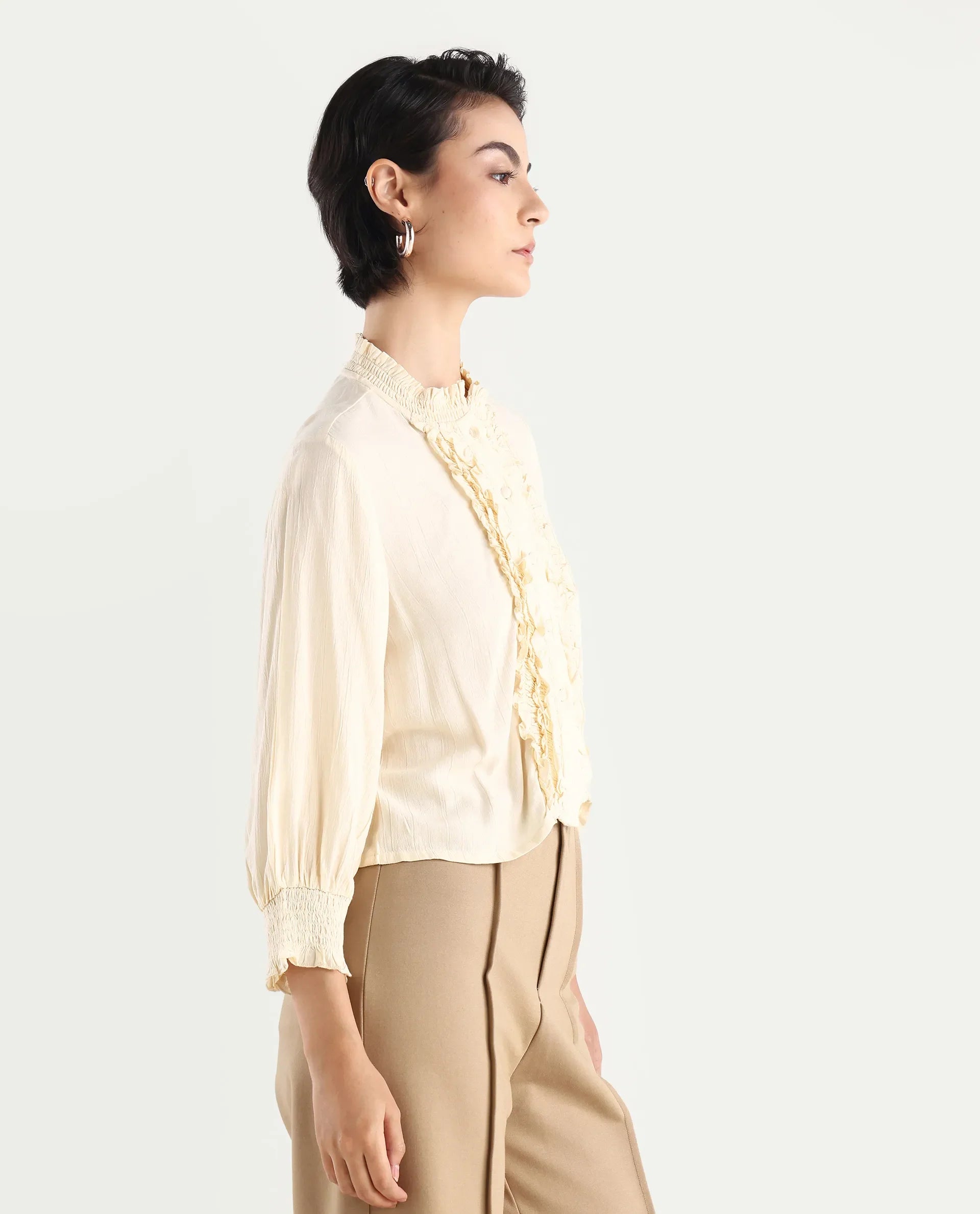 Rareism Women's Licel Off White Rayon Mandarin Collar Plain Regular Fit Top