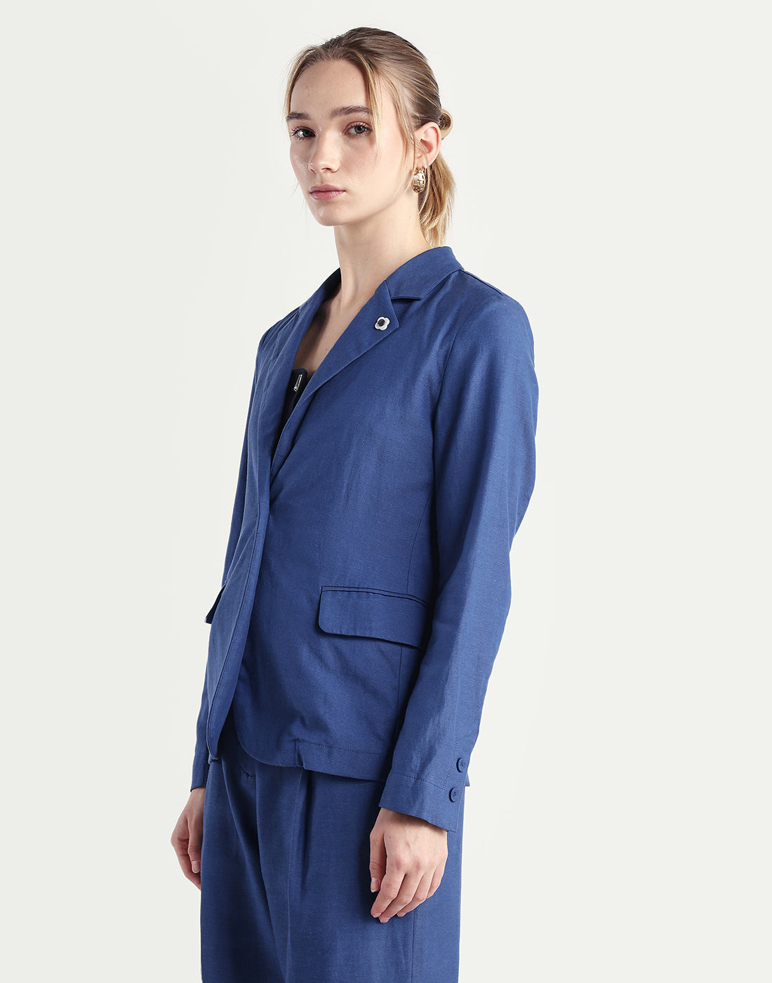 Rareism Women's Linzy-T Blue 100% Linen Full Sleeve Lapel Neck Regular Plain Blazer