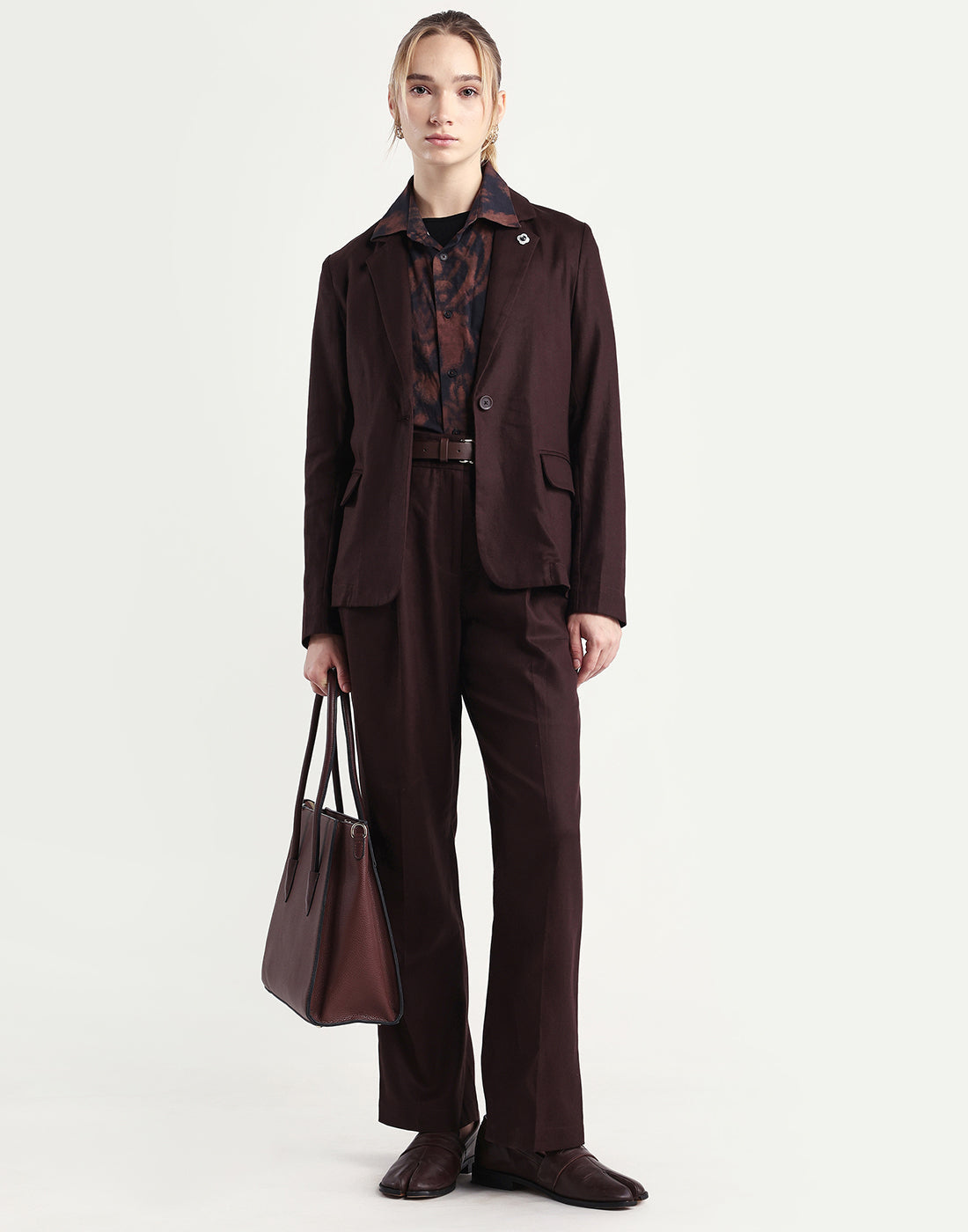 Rareism Women's Linzy-T Brown 100% Linen Full Sleeve Lapel Neck Regular Plain Blazer