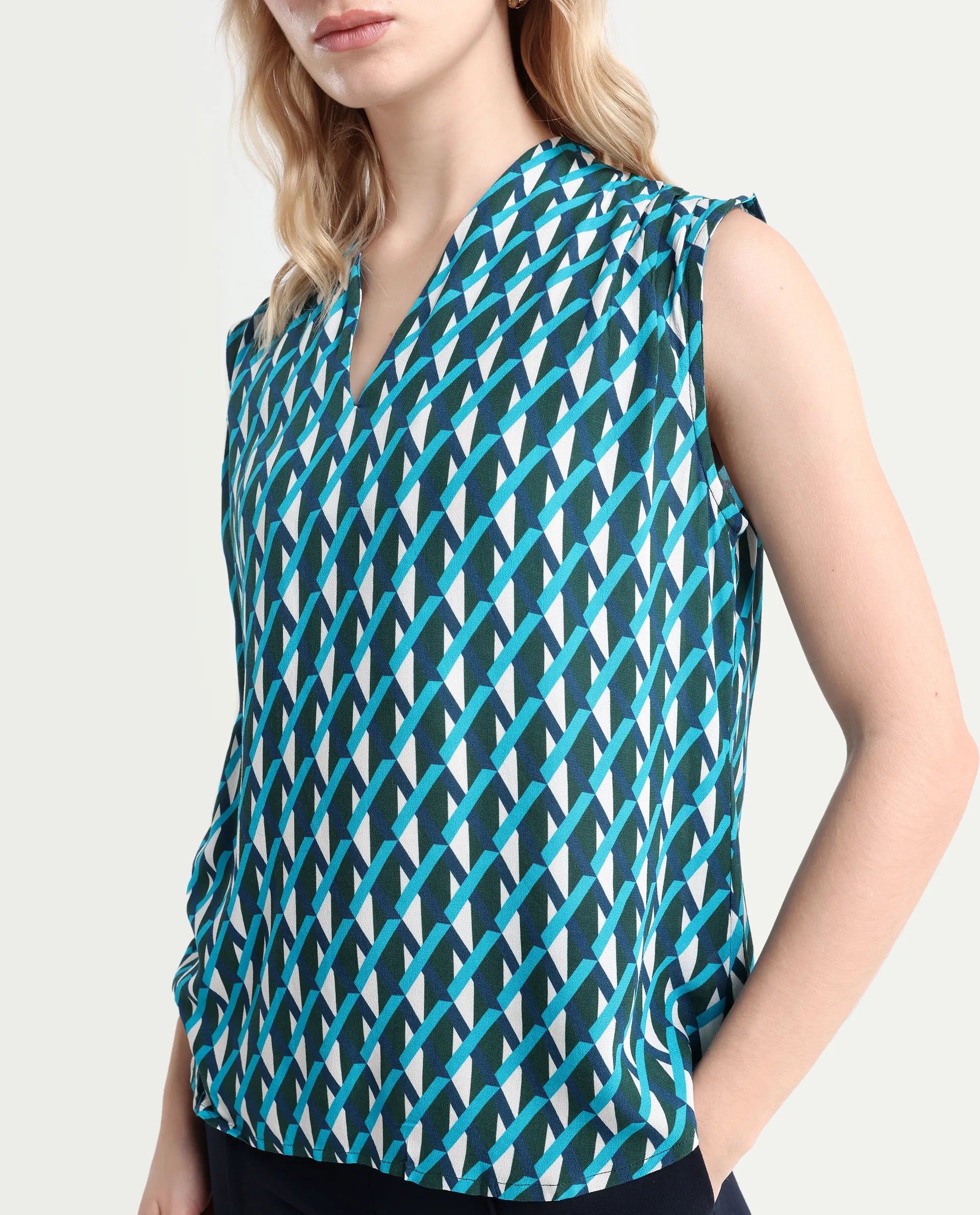Rareism Women's Livon Multi Viscose Blend V-Neck Geometric Print Sleeveless Regular Fit Top