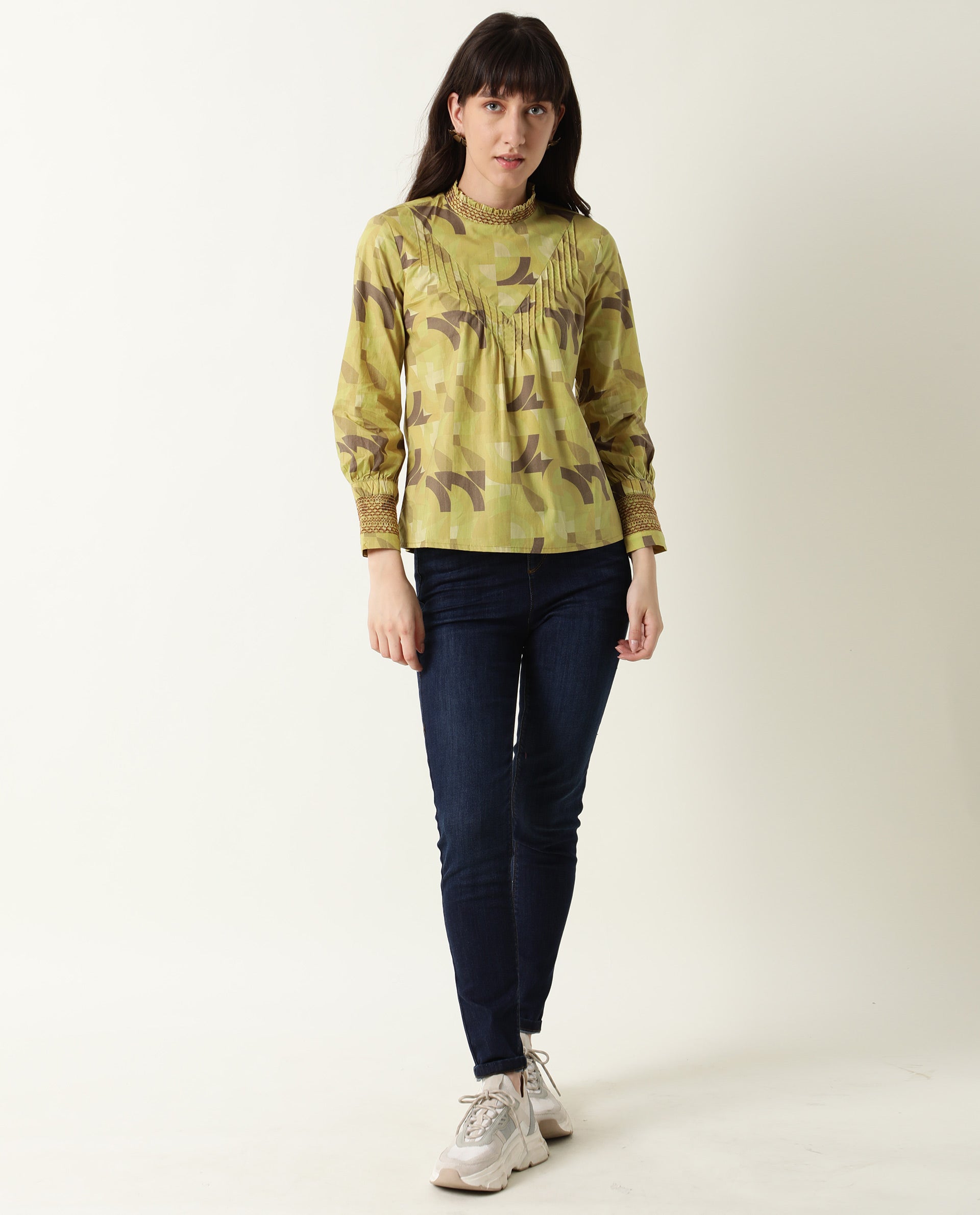 Rareism Women Honest Green Top Short Sleeves Printed