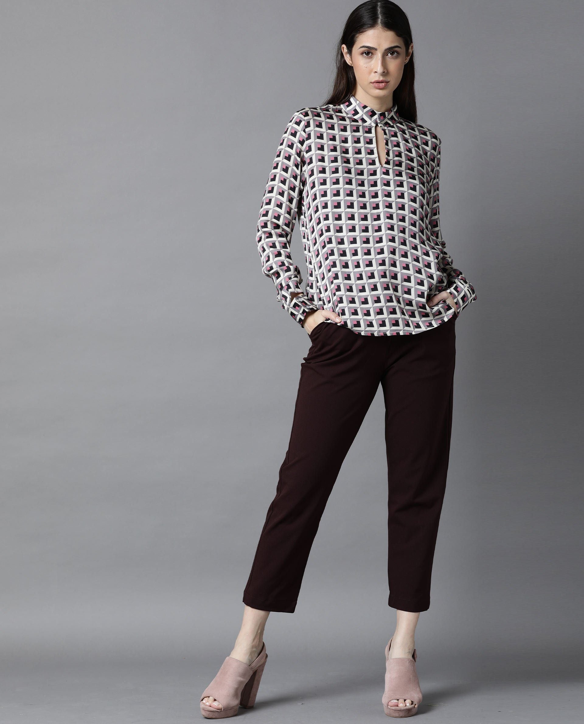 Rareism Women's Appar Offwhite Mandarin Collar Geometric Print Tailored Top