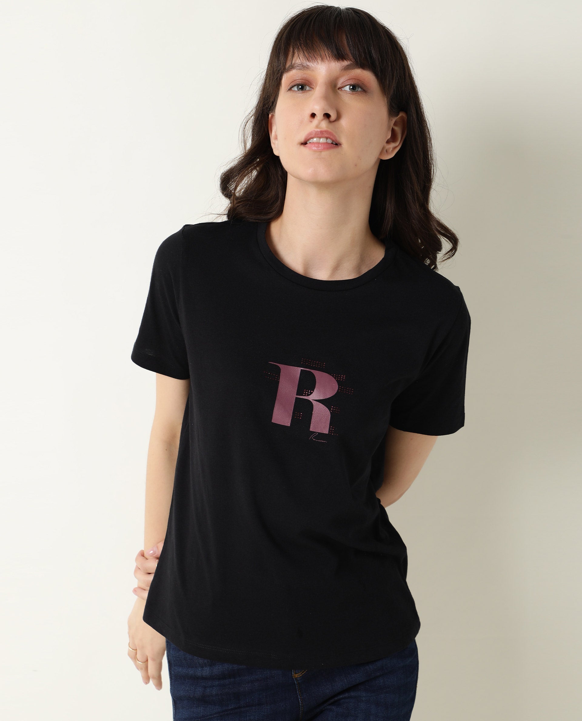 Rareism Women Moes Black Cotton Fabric Regular Fit Half Sleeves Geometric Print Round Neck T-Shirt