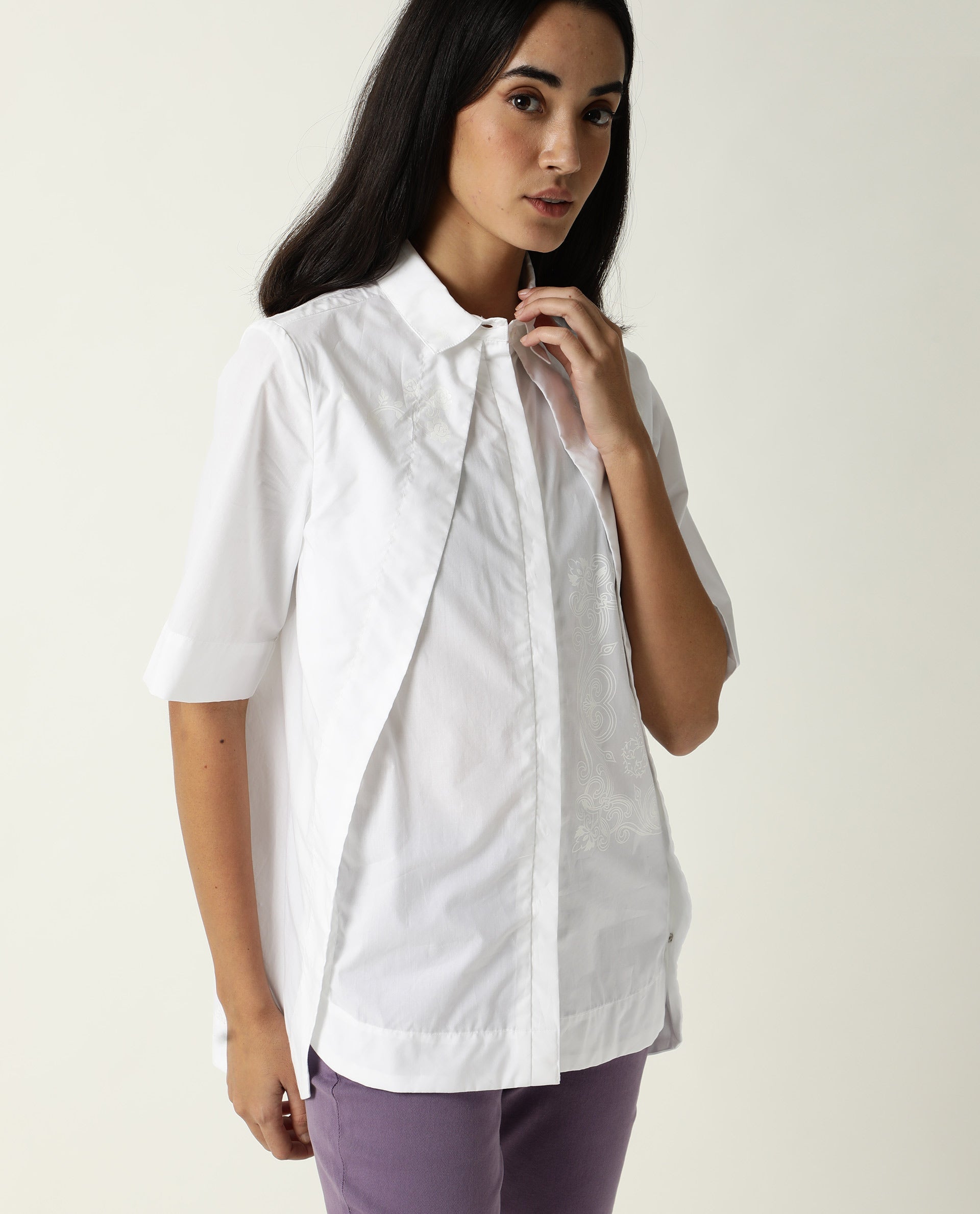 Rareism Women's Flick White Cotton Spread Collar Plain Regular Fit Top