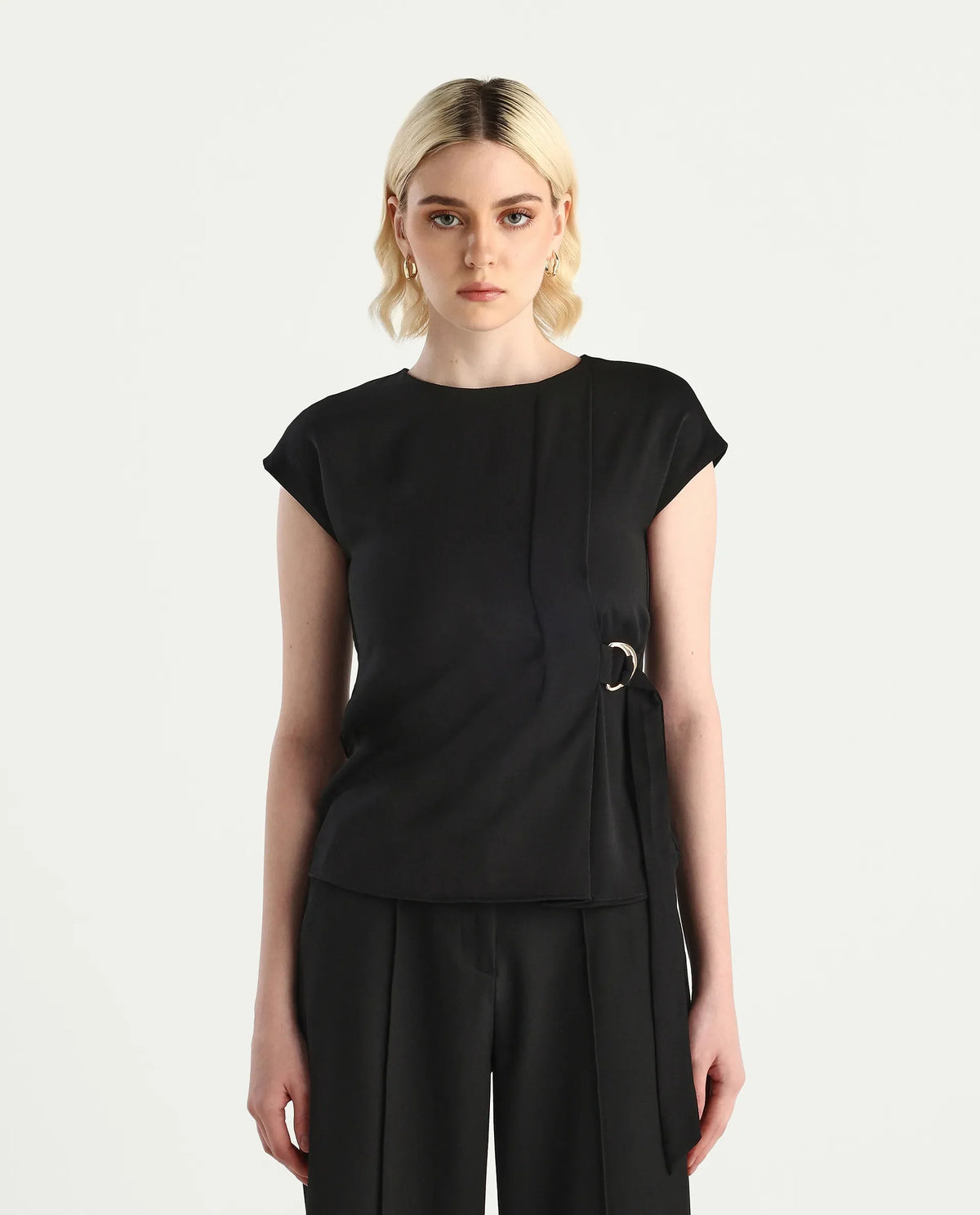 Rareism Women's Mardin Black Polyester Crew Neck Regular Fit Plain Top