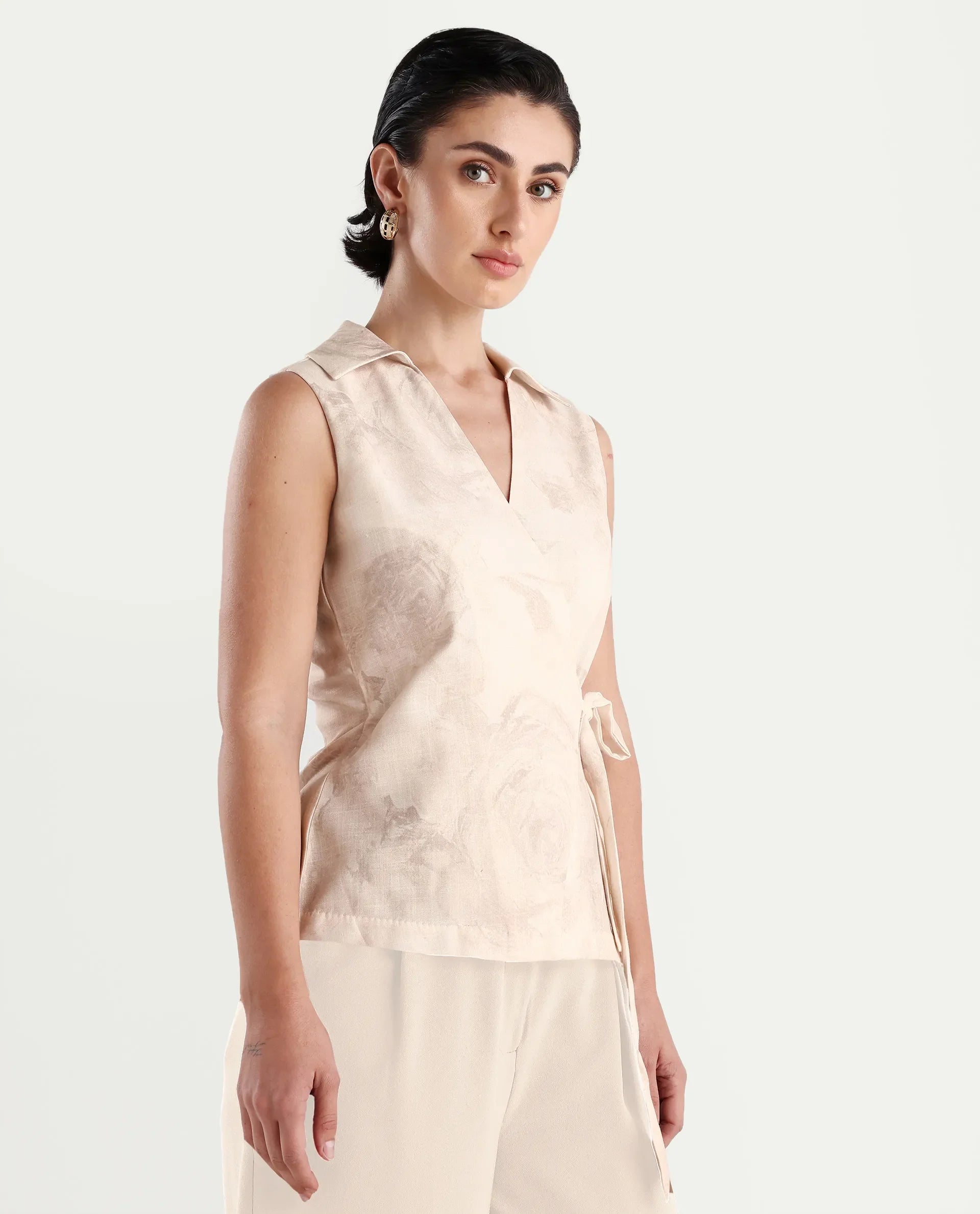 Rareism Women's Marlopo Light Beige Polyester Jonny Collar Fitted Top