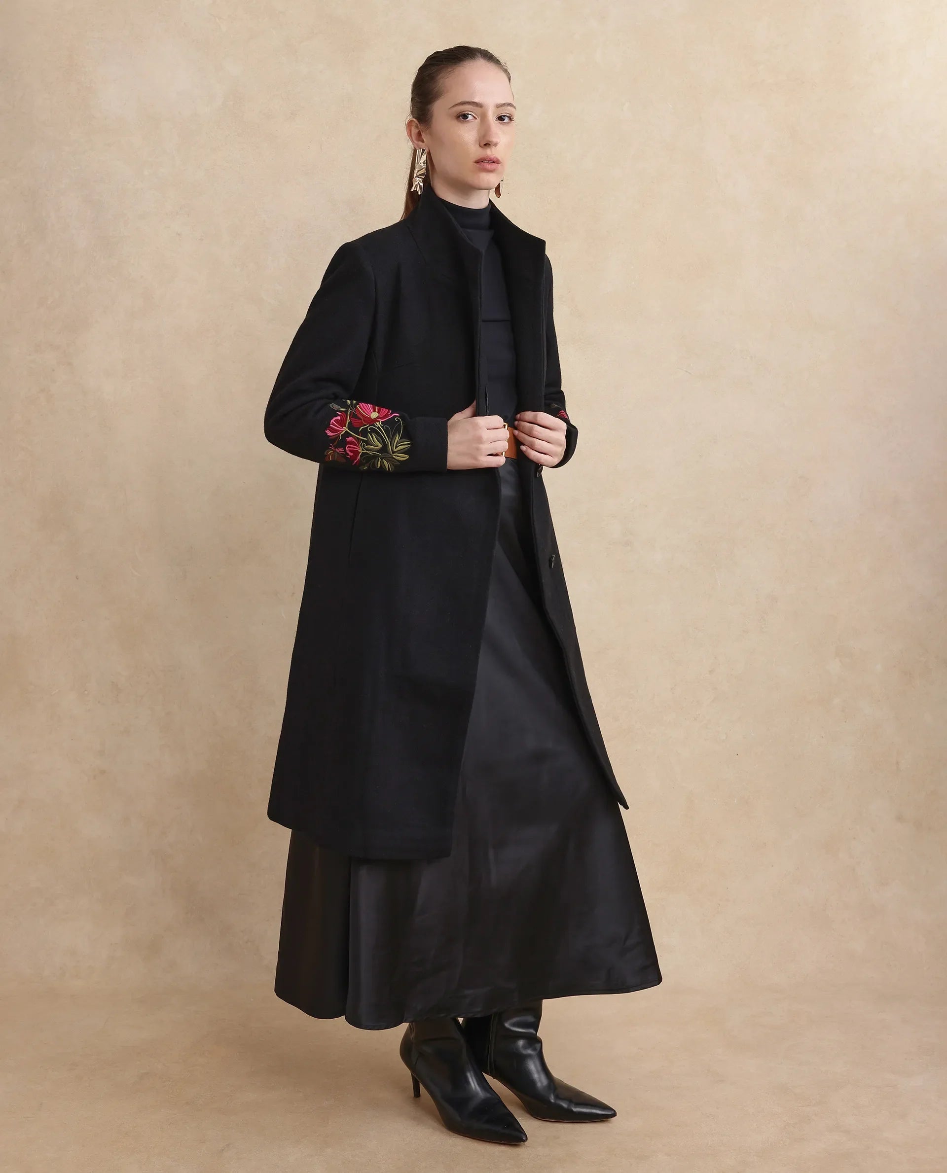 Rareism Women's Monch Black Overlap Neck Plain Midi Straight Fit Jacket