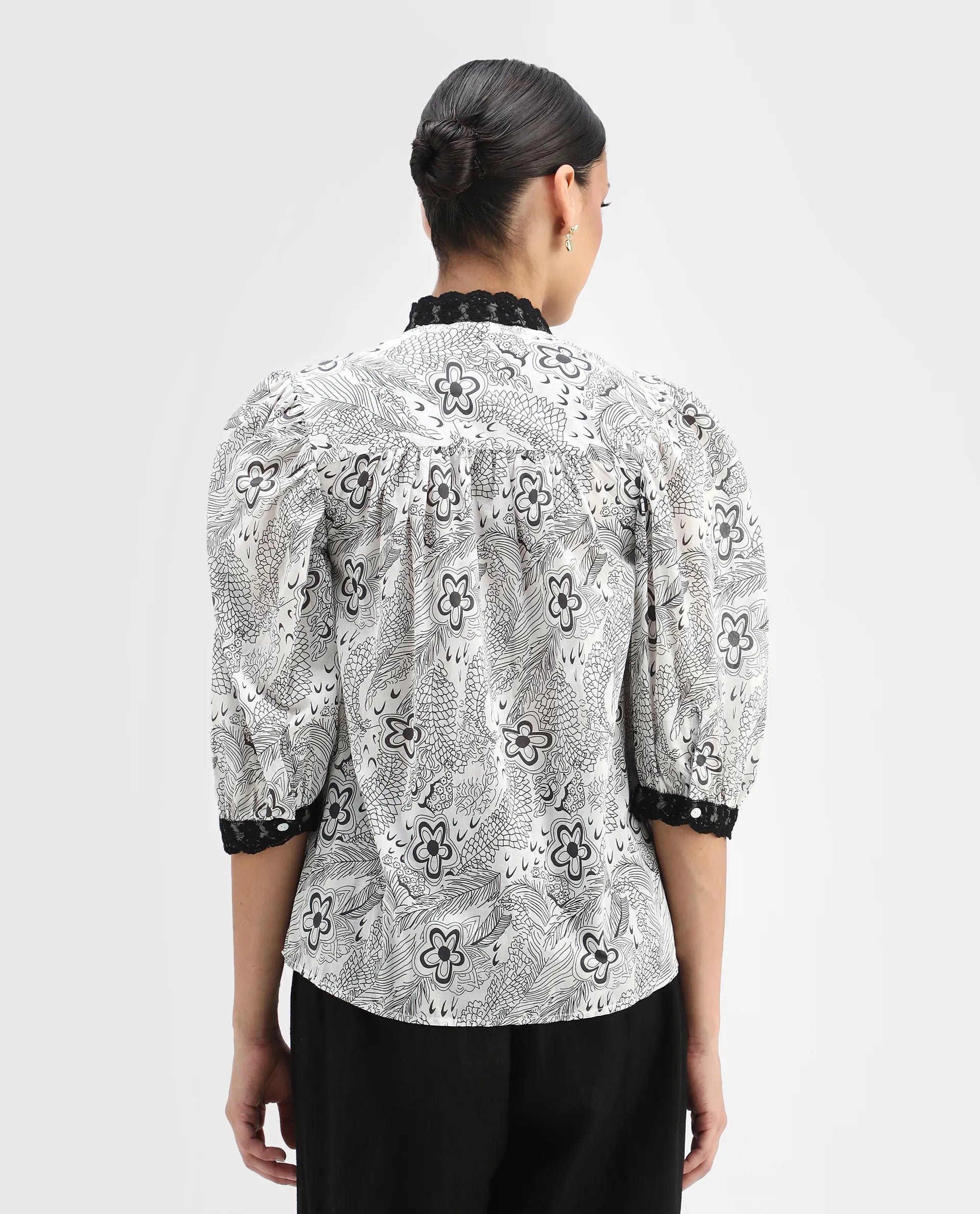 Rareism Women's Museo White Cotton Mandarin Collar Floral Print Puff Sleeves Regular Fit Top