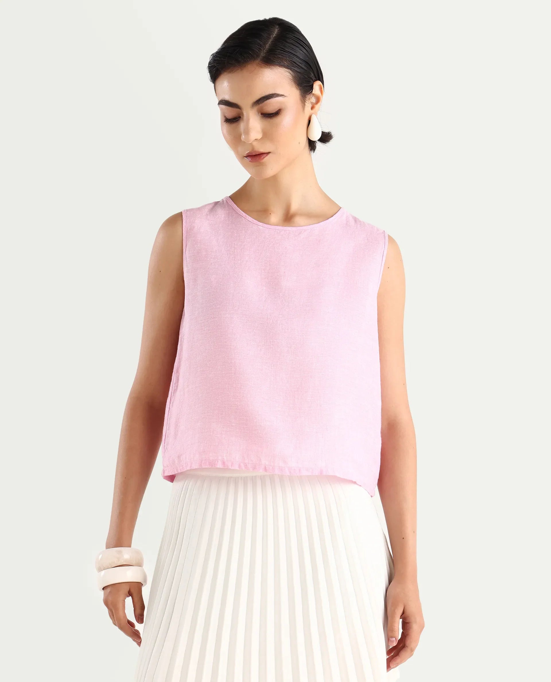 Rareism Women's Nenk Light Pink 100% Linen Sleeveless Crew Neck Regular Fit Plain Top