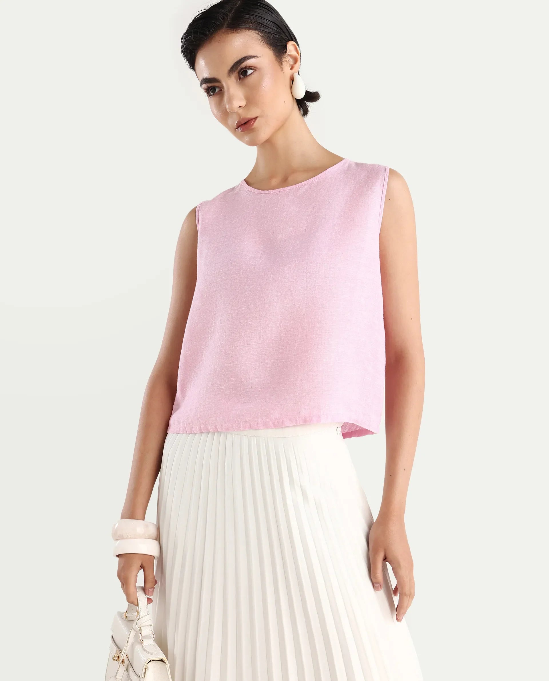 Rareism Women's Nenk Light Pink 100% Linen Sleeveless Crew Neck Regular Fit Plain Top