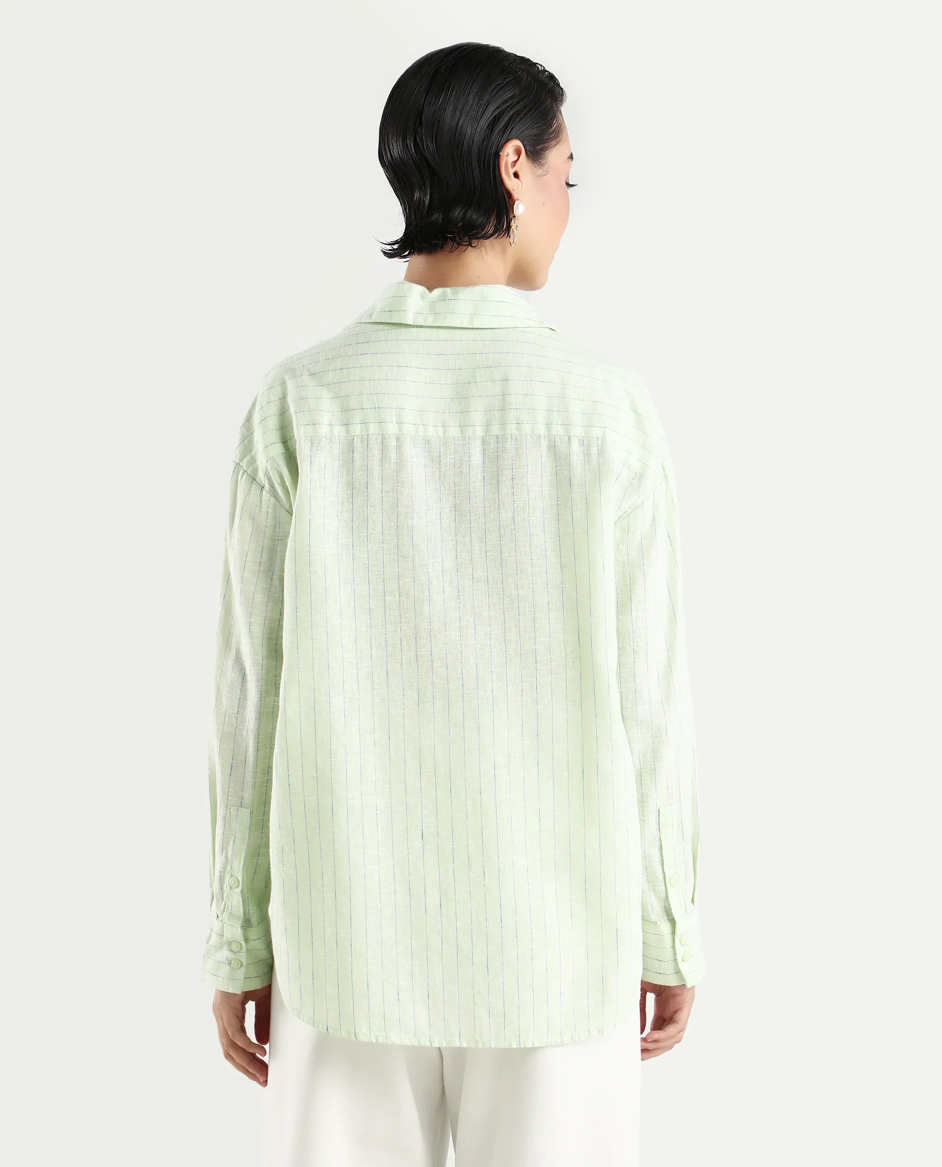 Rareism Women's Nenora Light Green Linen Spread Collar Boxy Fit Shirt