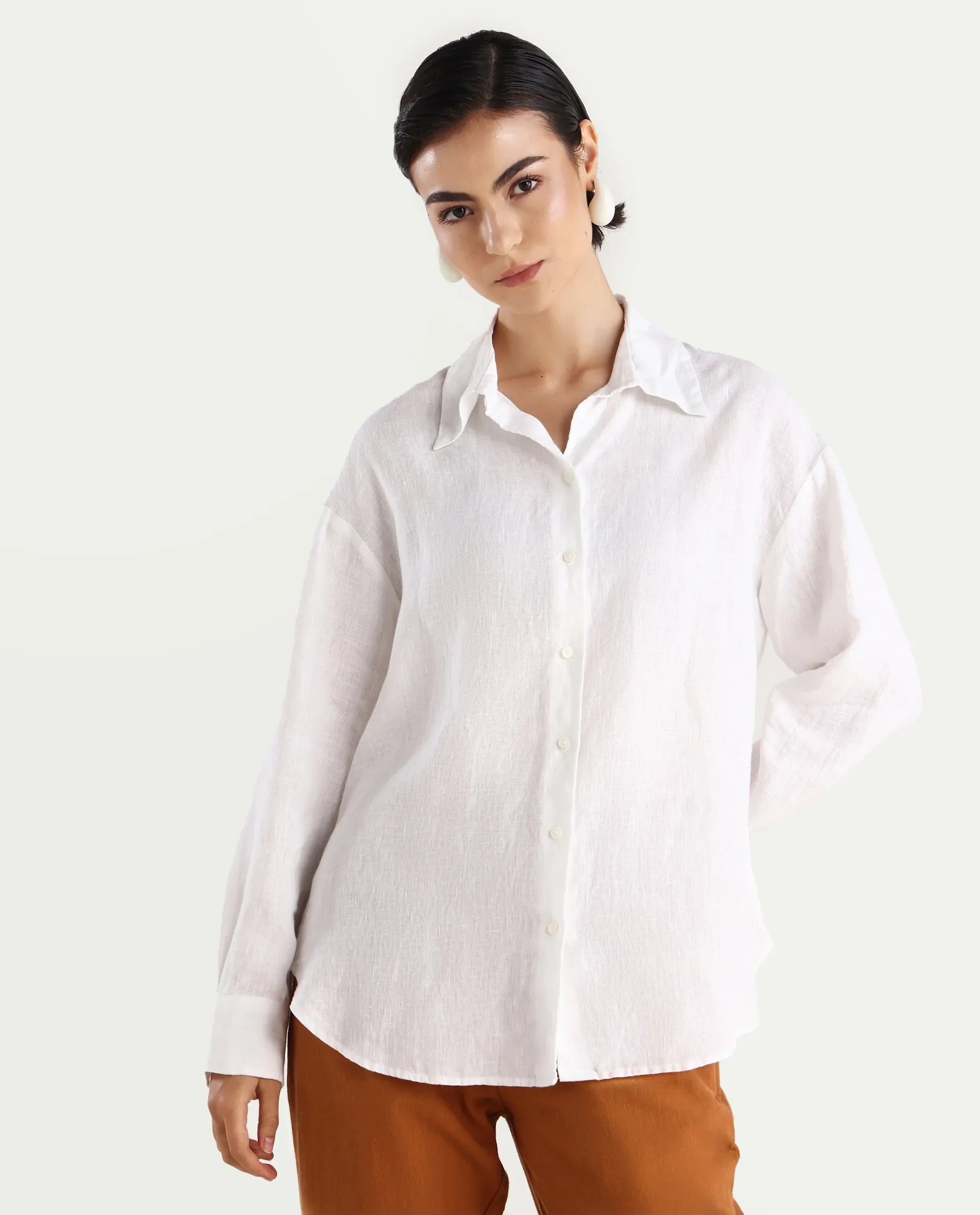 Rareism Women's Nenorat White Linen Spread Collar Boxy Fit Shirt