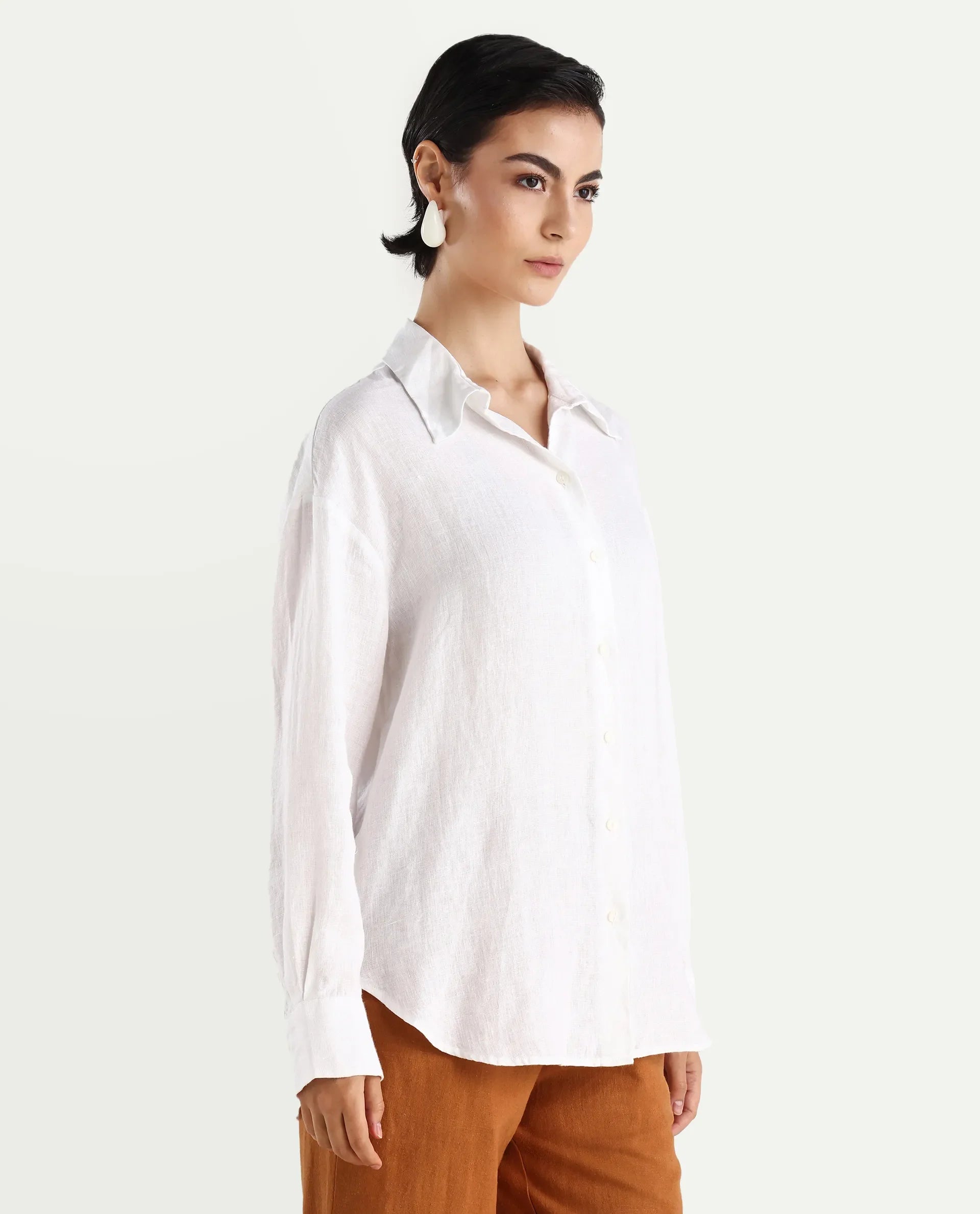 Rareism Women's Nenorat White 100% Linen Spread Collar Boxy Fit Shirt