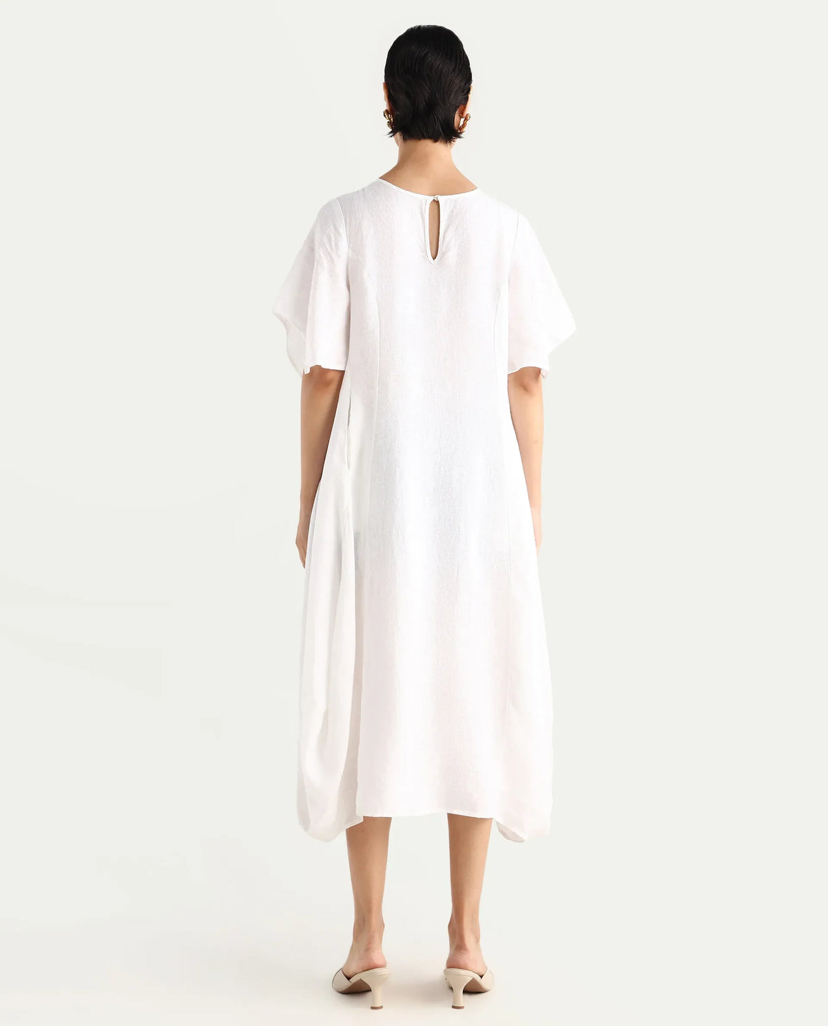 Rareism Women's Nensy White 100% Linen Crew Neck Relaxed Fit Plain Dress