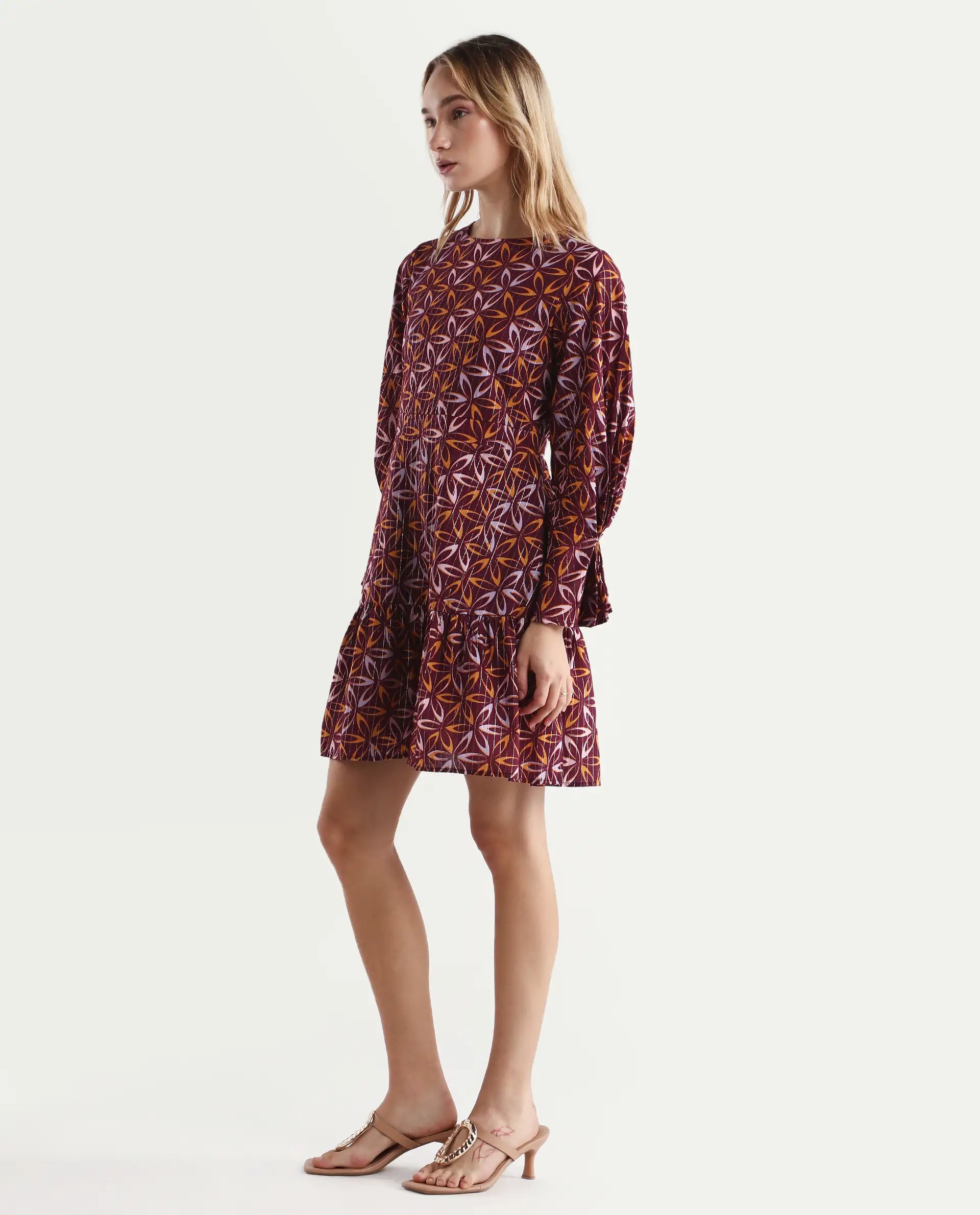 Rareism Women's Nesia Multi Cotton Sweetheart Neck Geometric Print Puff Sleeves Knee Length Tiered Dress