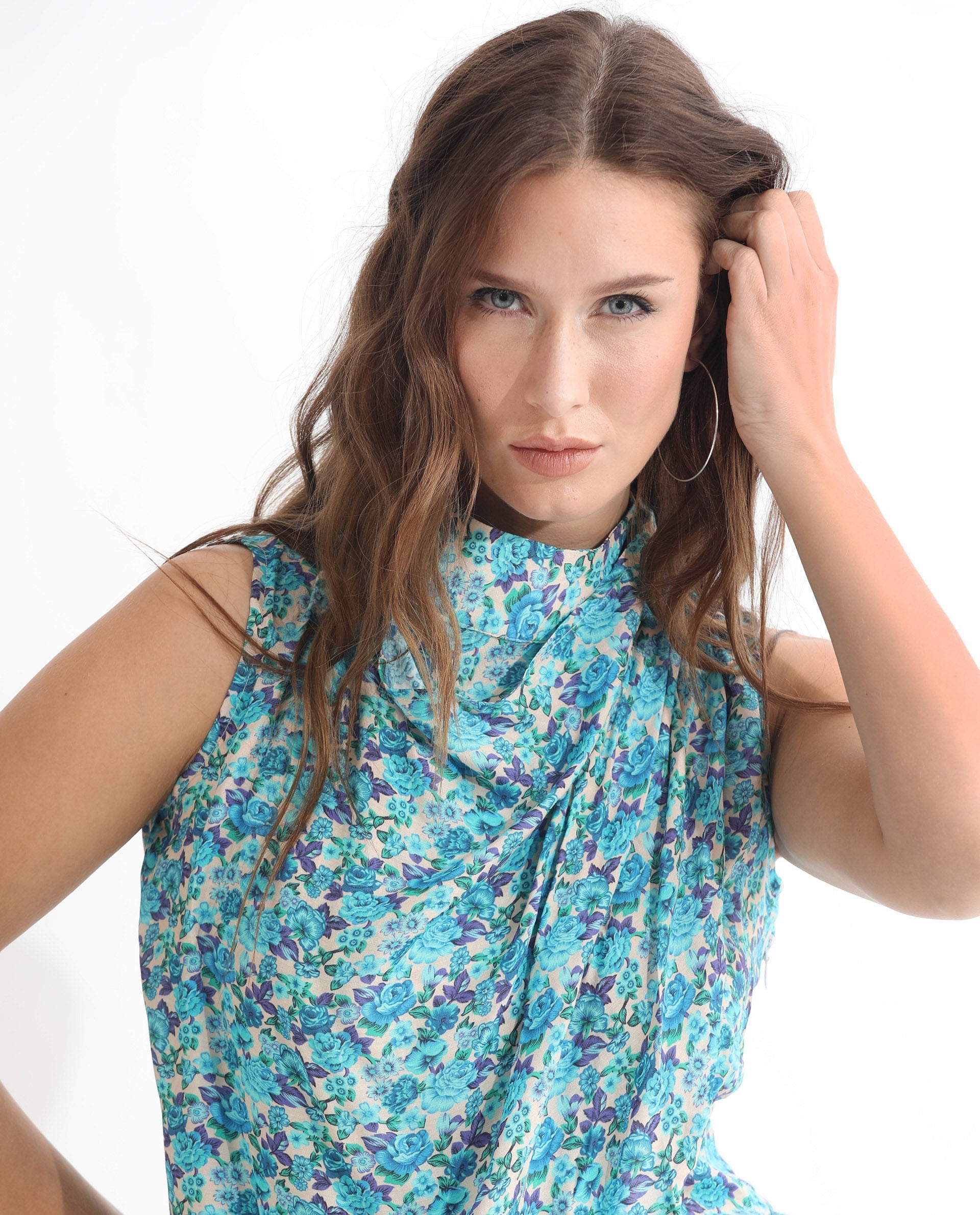 Rareism Women's Never Blue Cotton Blend High Neck Floral Print Sleeveless Tailored Top