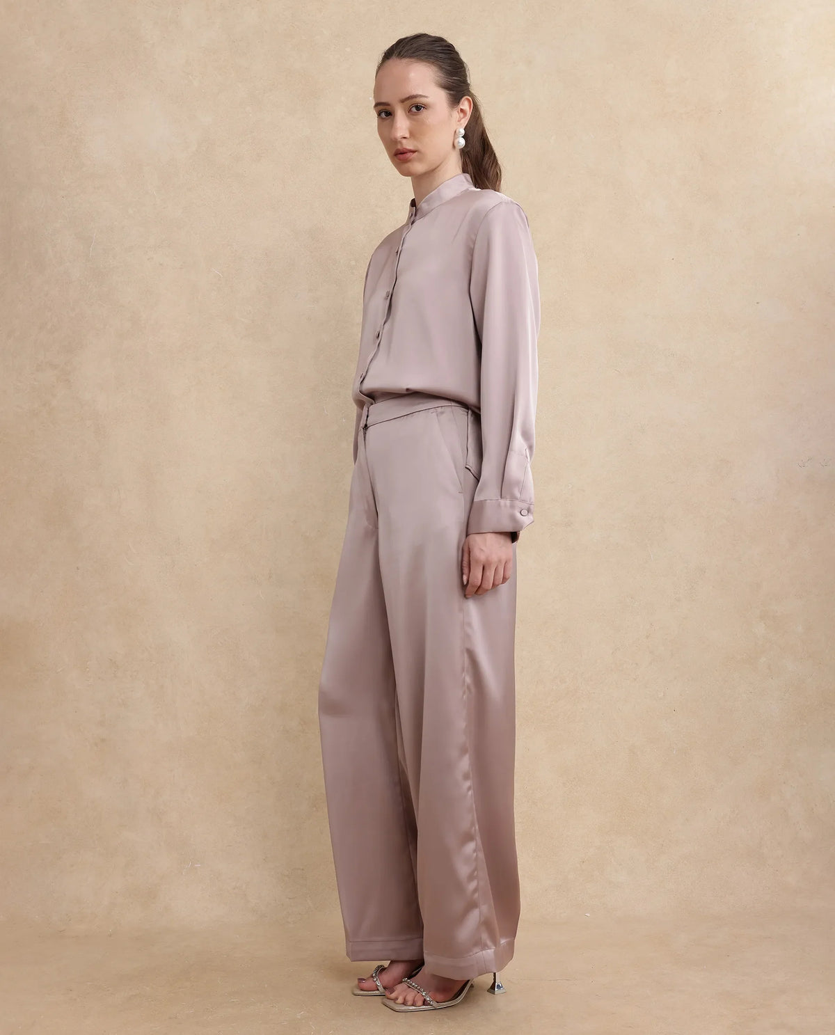 Rareism Women Nevter-B Dusky Beige Hook Closure Straight Fit Plain Trouser