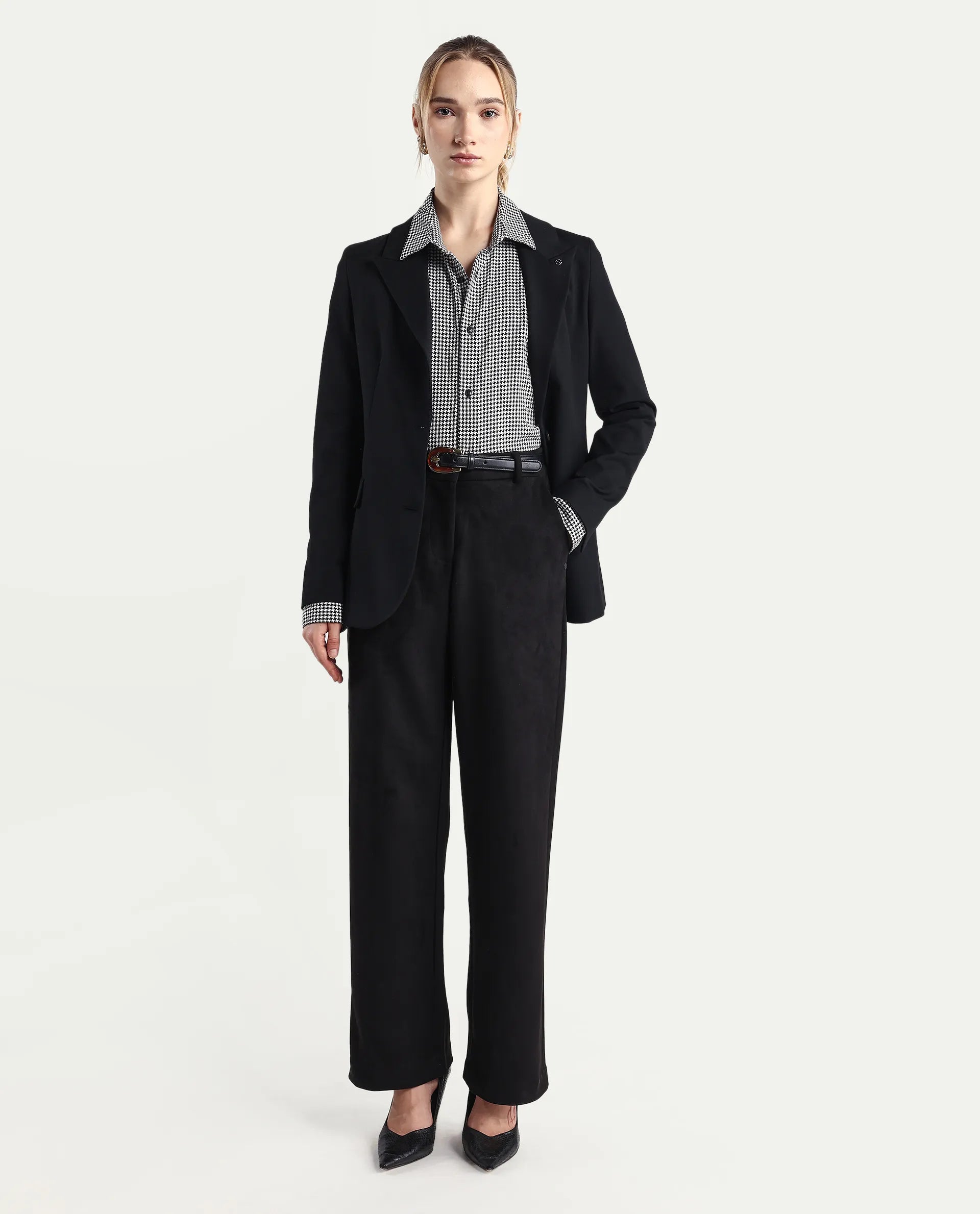 Rareism Women's Niwast-B Black Polyester Blend Straight Fit Travel Trouser