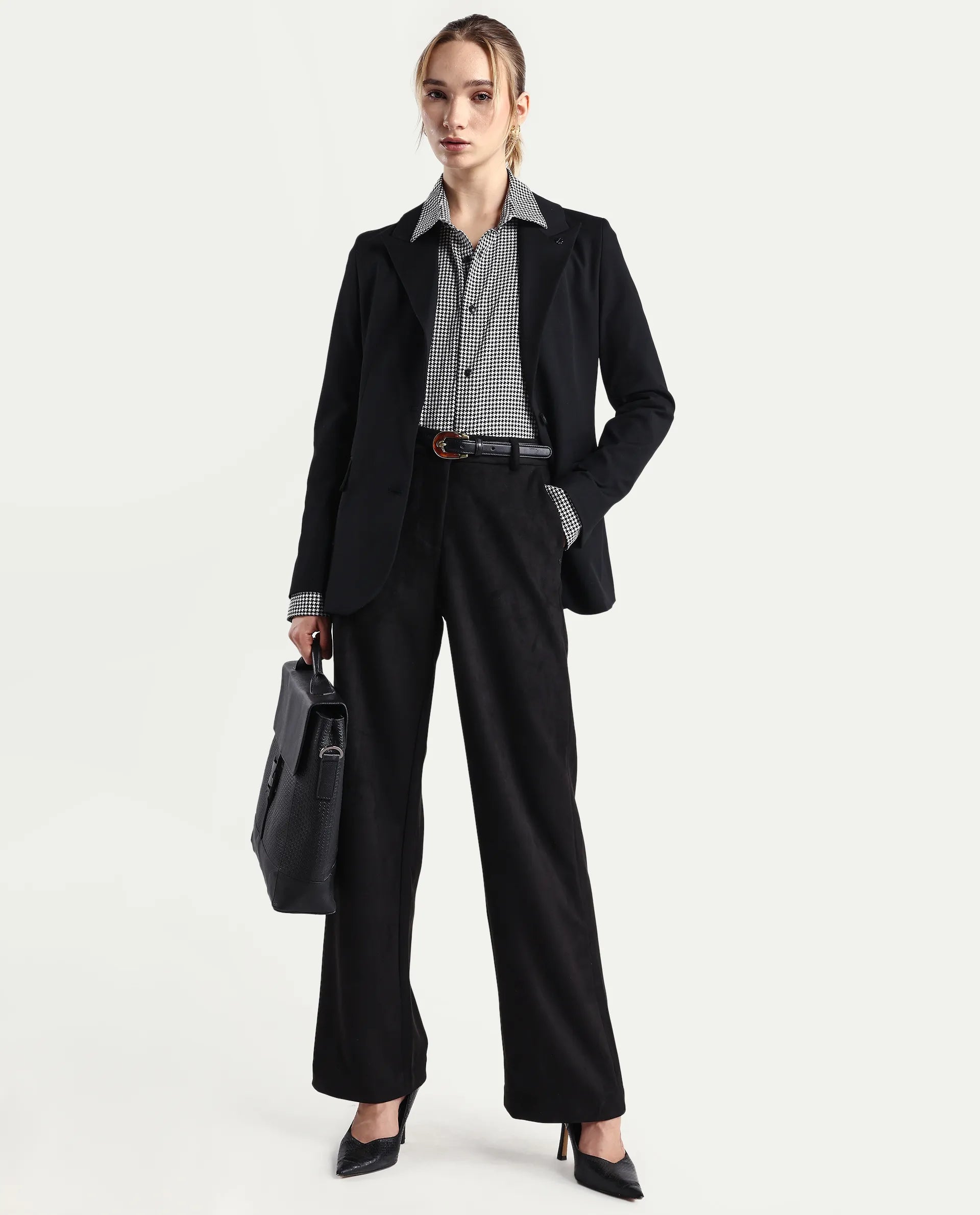 Rareism Women's Niwast-B Black Polyester Blend Straight Fit Travel Trouser