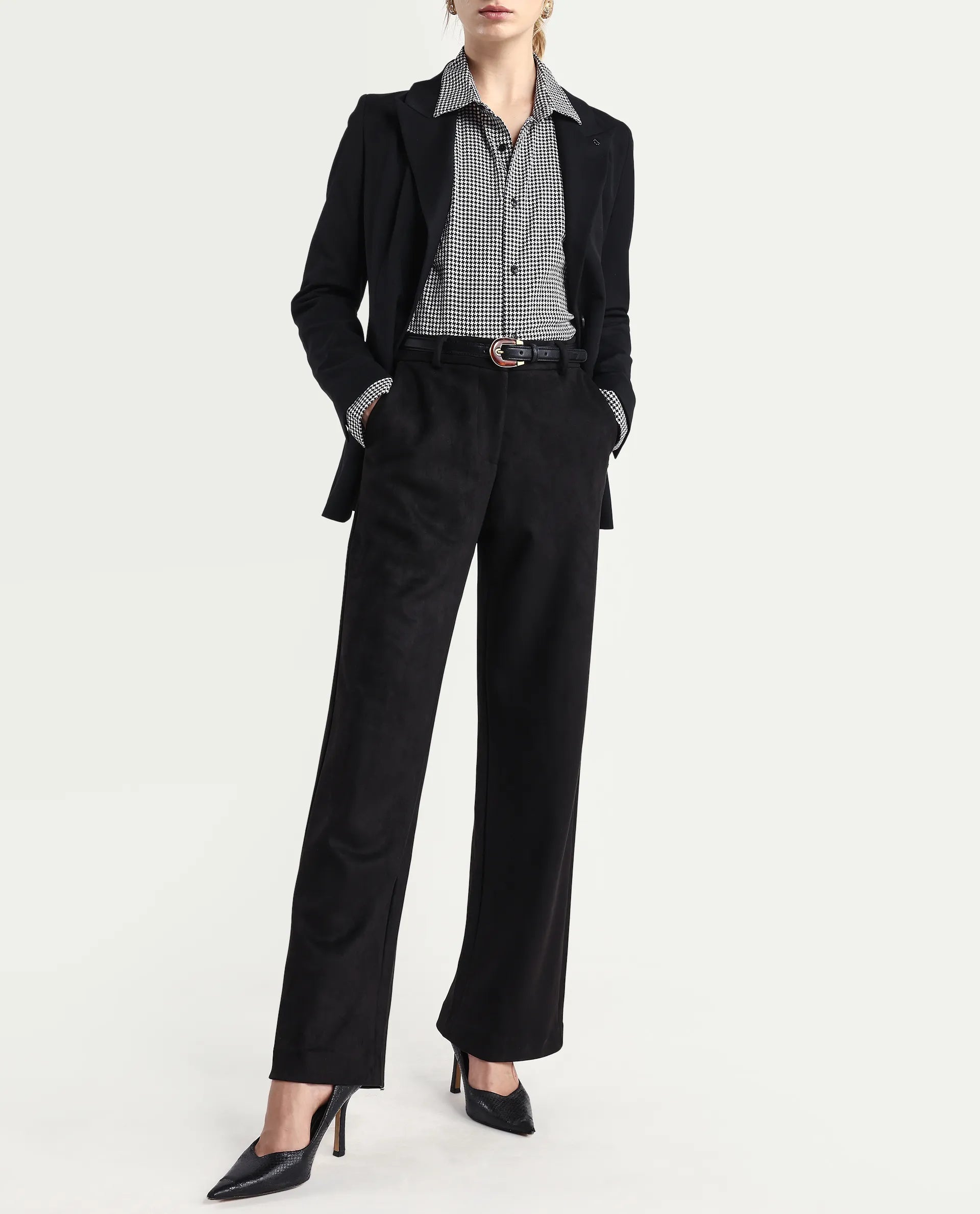 Rareism Women's Niwast-B Black Polyester Blend Straight Fit Travel Trouser