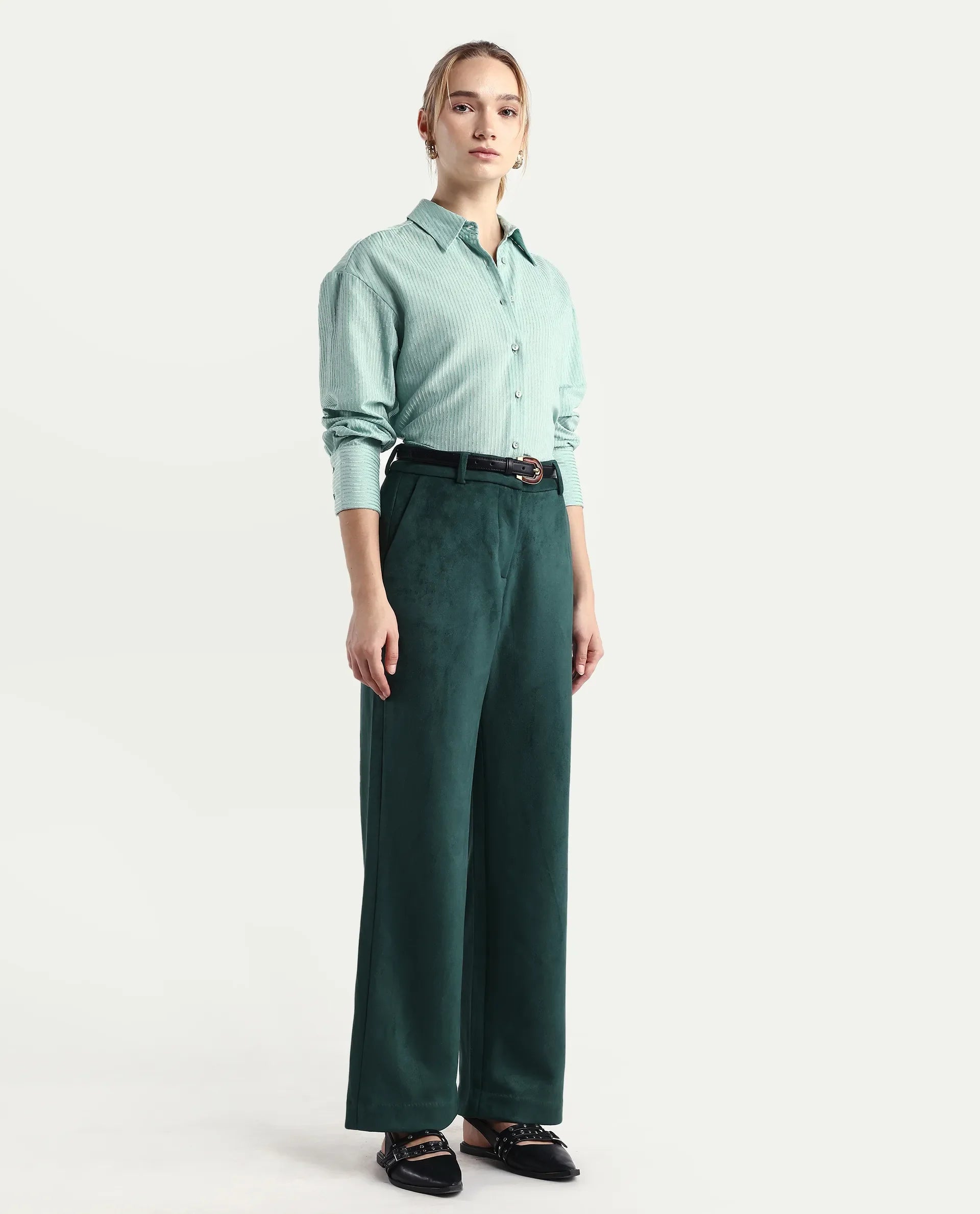 Rareism Women's Niwast-B Green Polyester Blend Straight Fit Travel Trouser