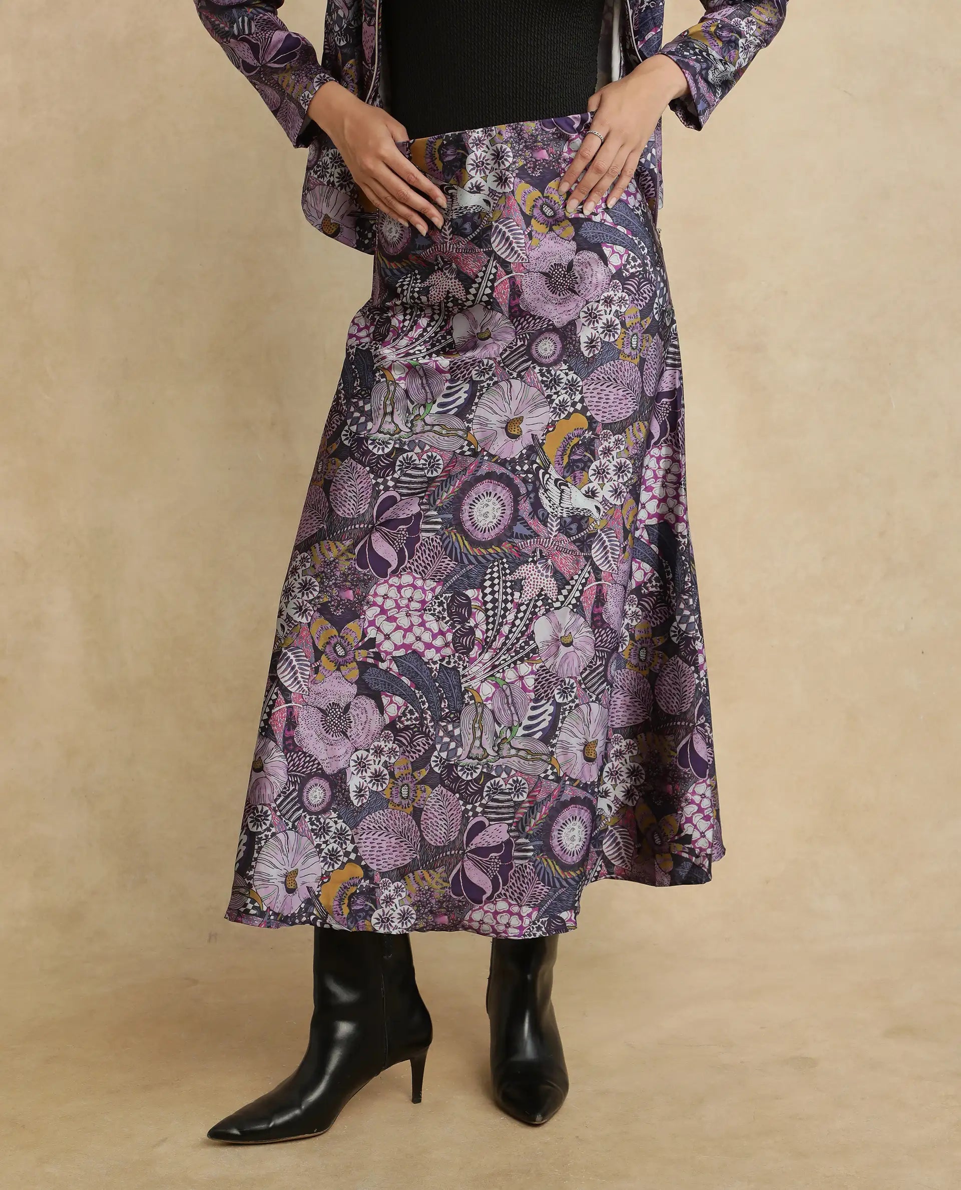 Rareism Women's Niyan Multi Satin Abstract Print Ankle Length Regular Fit Skirt