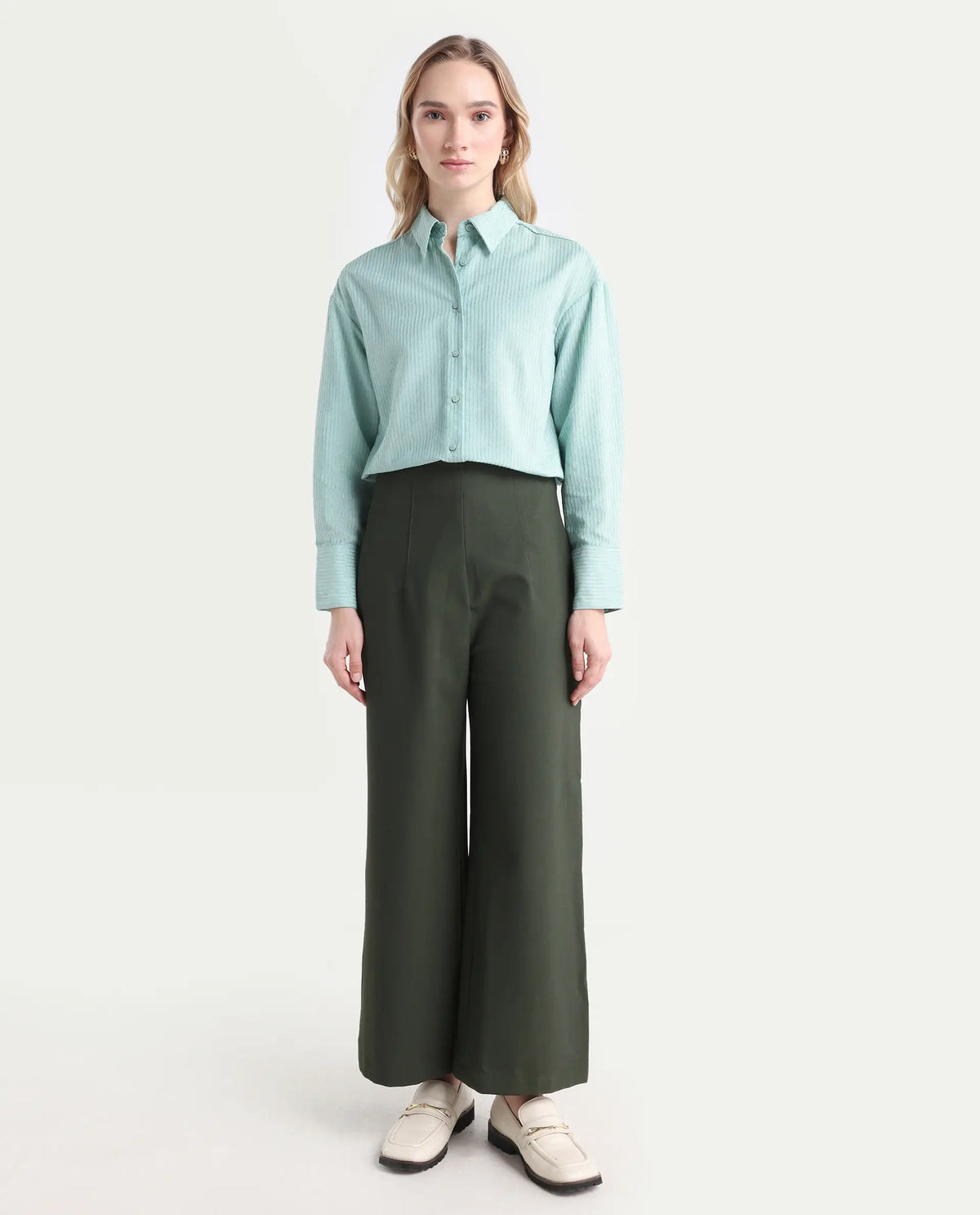 Rareism Women's Noahti Green Cotton Plain Ankle Length Wide Trouser