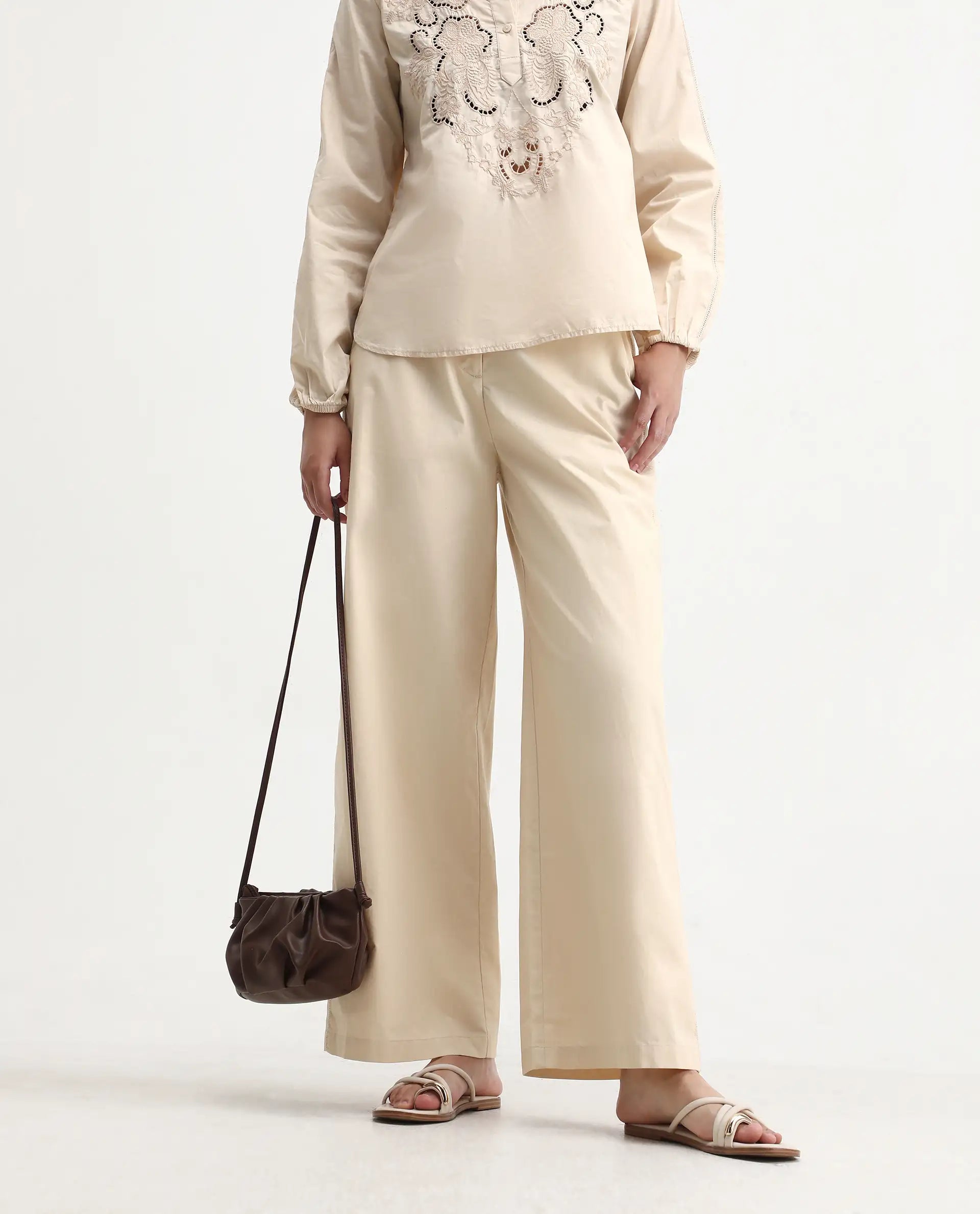 Rareism Women's Nucut-B Beige Cotton Straight Fit Trouser