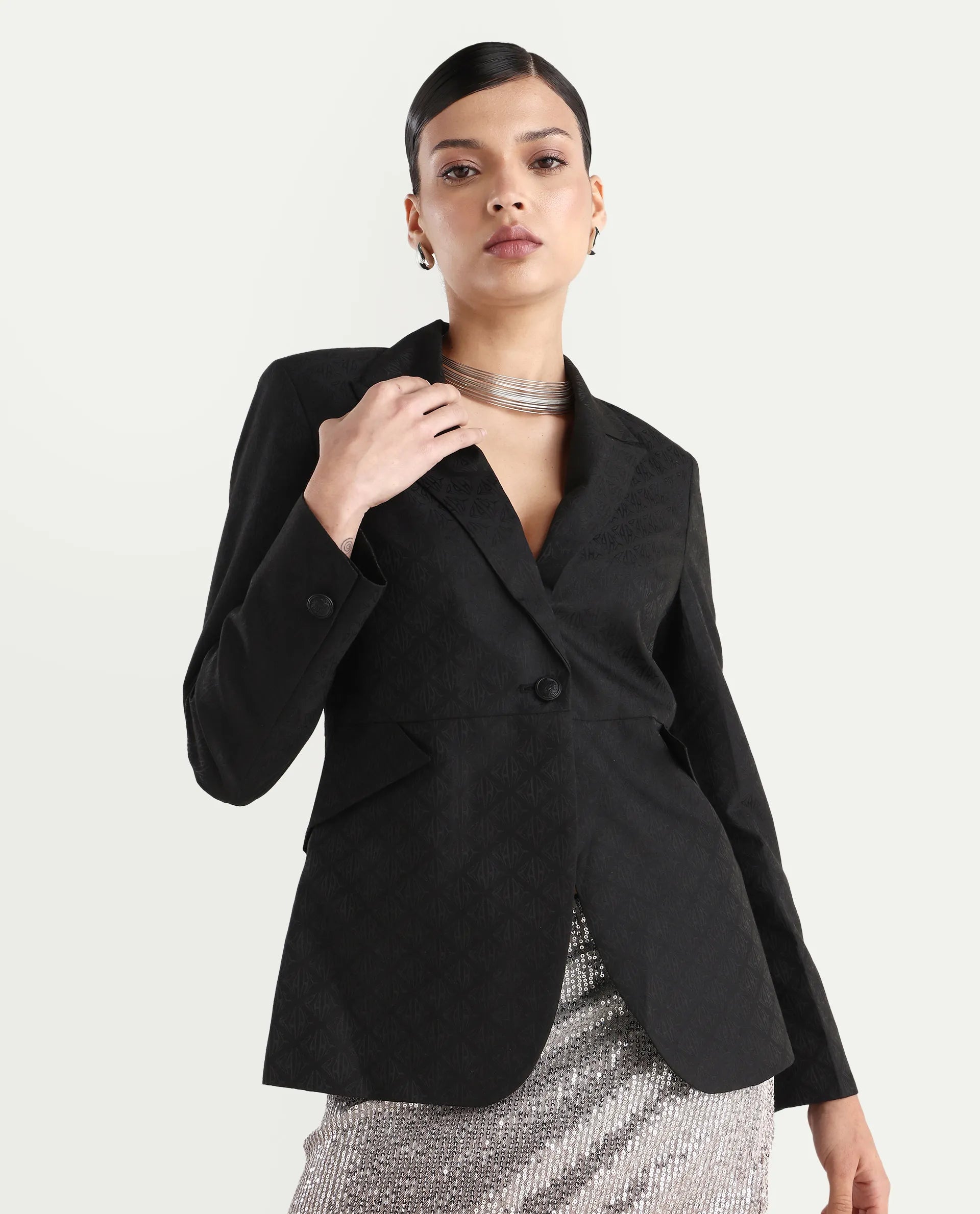 Rareism Women's Palui Black Polyester Lapel Neck Plain Regular Fit Blazer