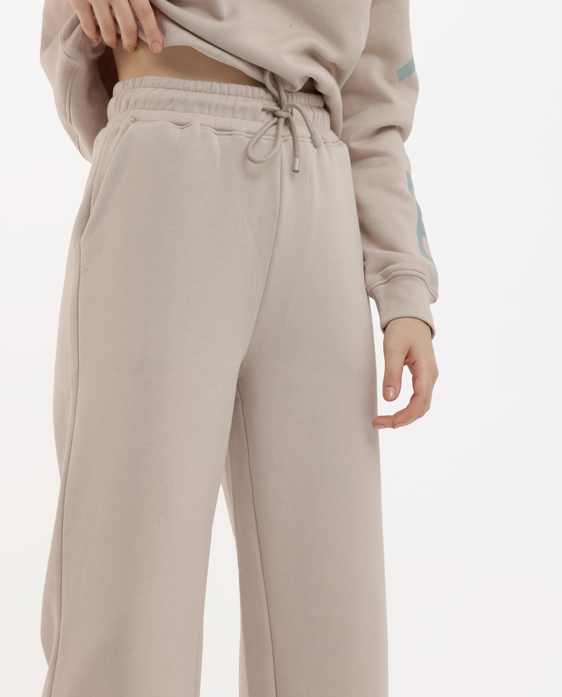 Rareism Women's Pazoo F Beige Cotton Blend Plain Ankle Length Flared Track Pant