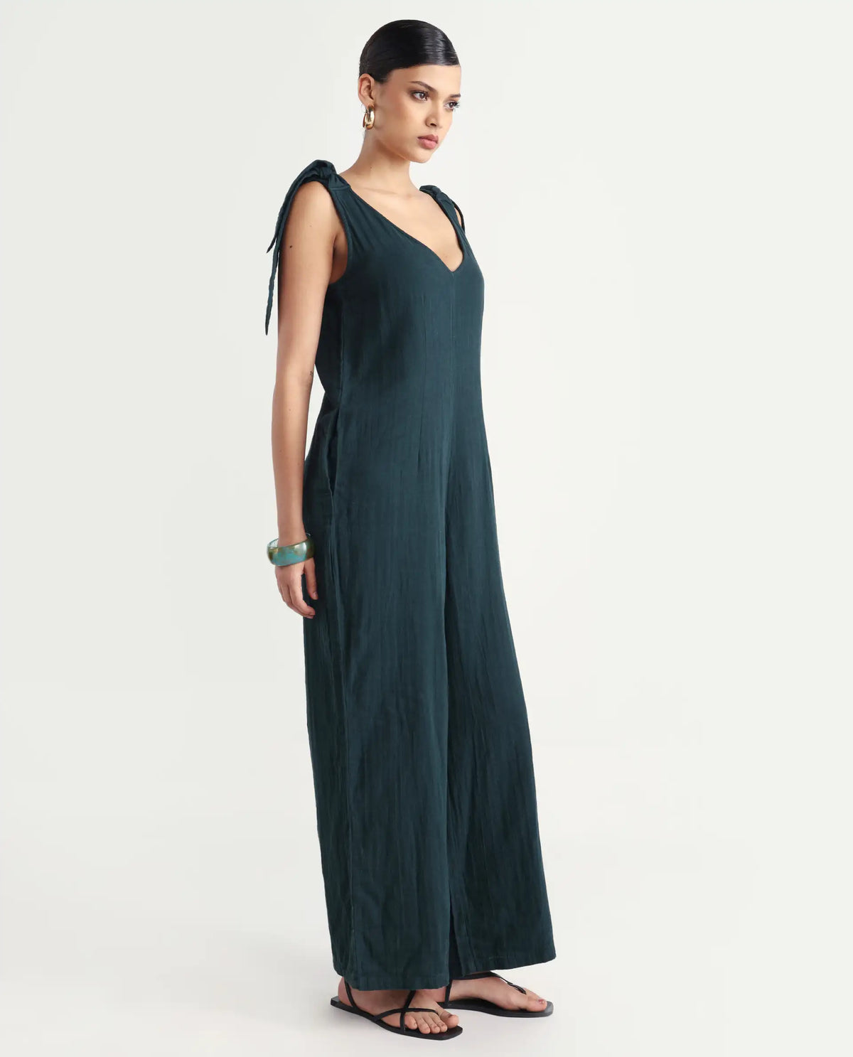 Rareism Women's Peanut Green Cotton V-Neck Plain Sleeveless Knee Length Tailored Jumpsuit