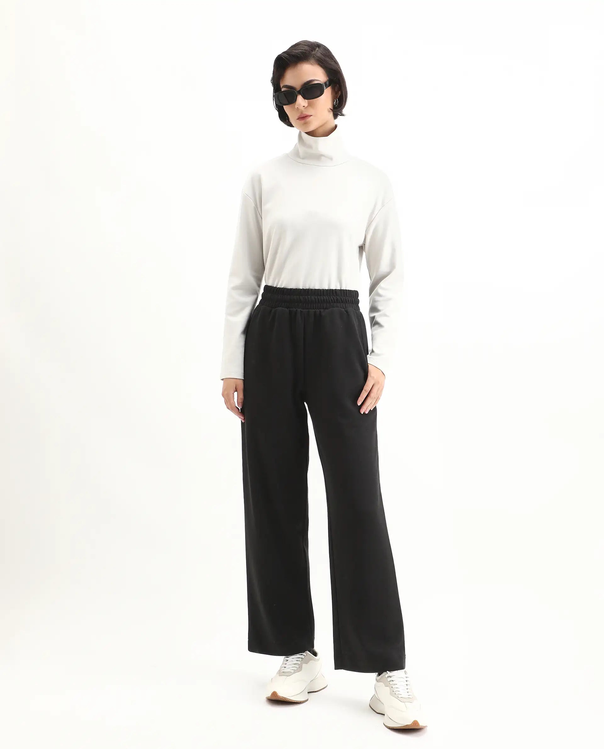 Rareism Women's Perk Black Cotton Blend Wide Ankle Length Printed Track Pant