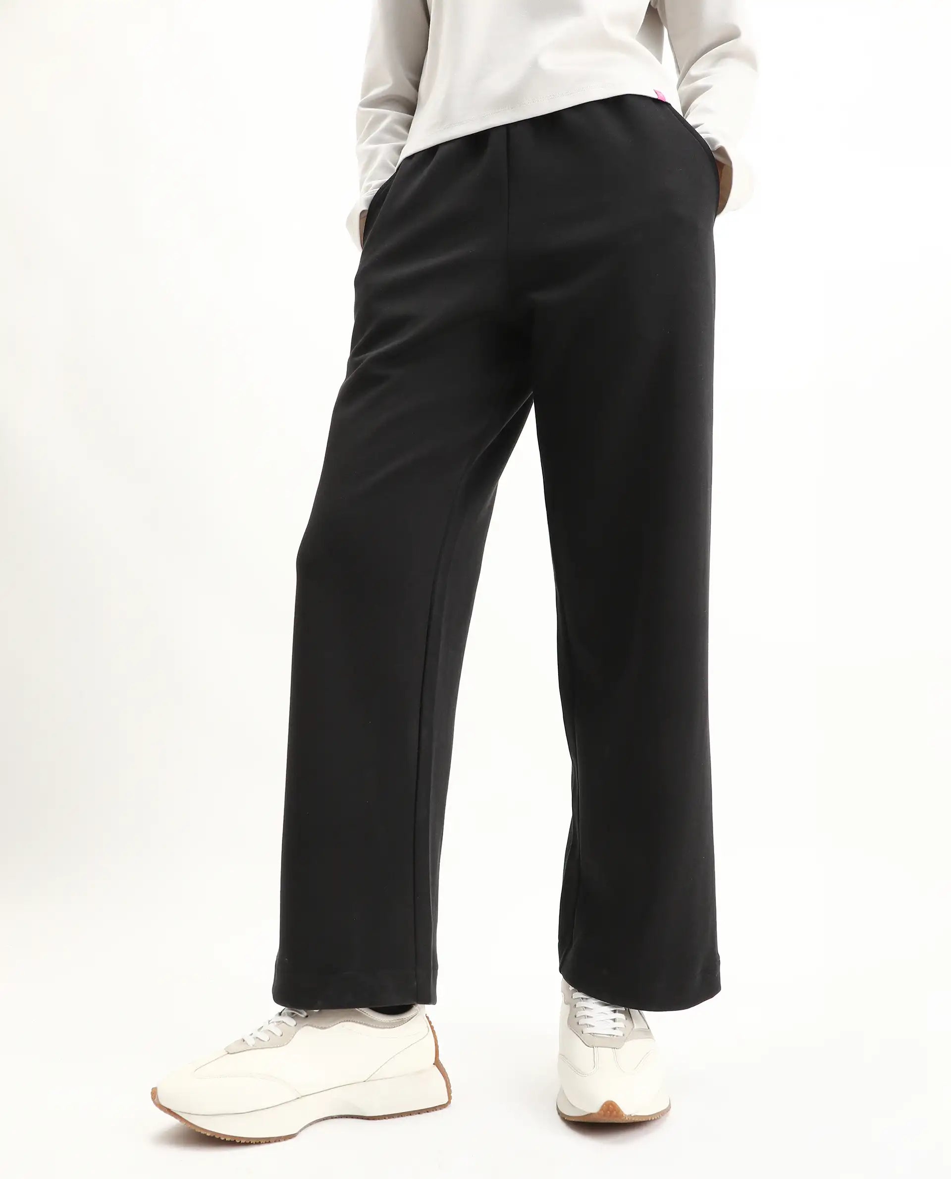 Rareism Women's Perk Black Cotton Blend Wide Ankle Length Printed Track Pant