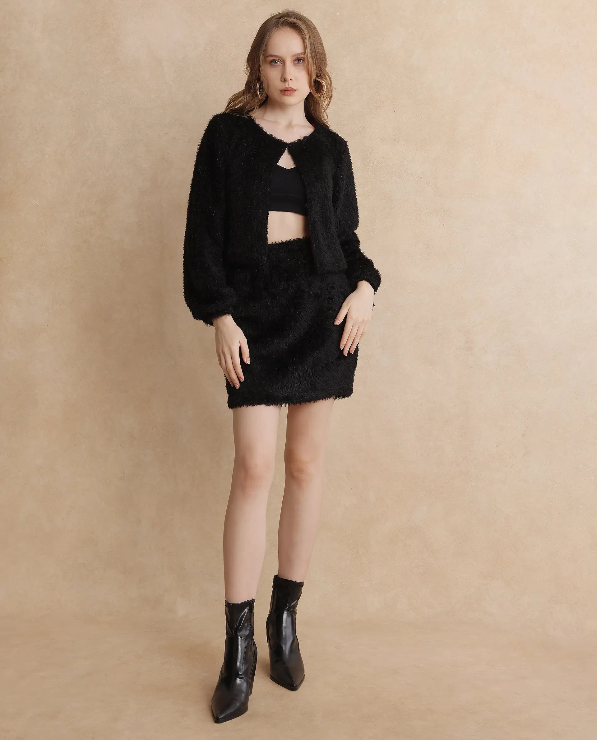 Rareism Women's Pilxar Black Acrylic Crew Neck Dyed Crop Regular Fit Jacket
