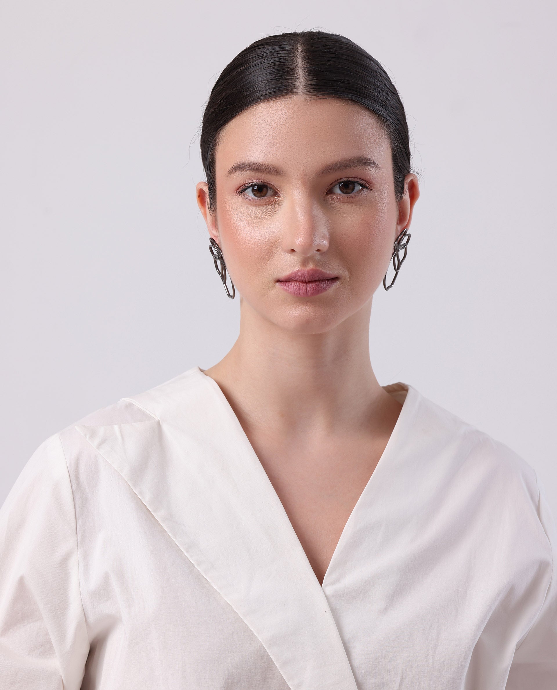 Rareism Women Poppy Grey Earring